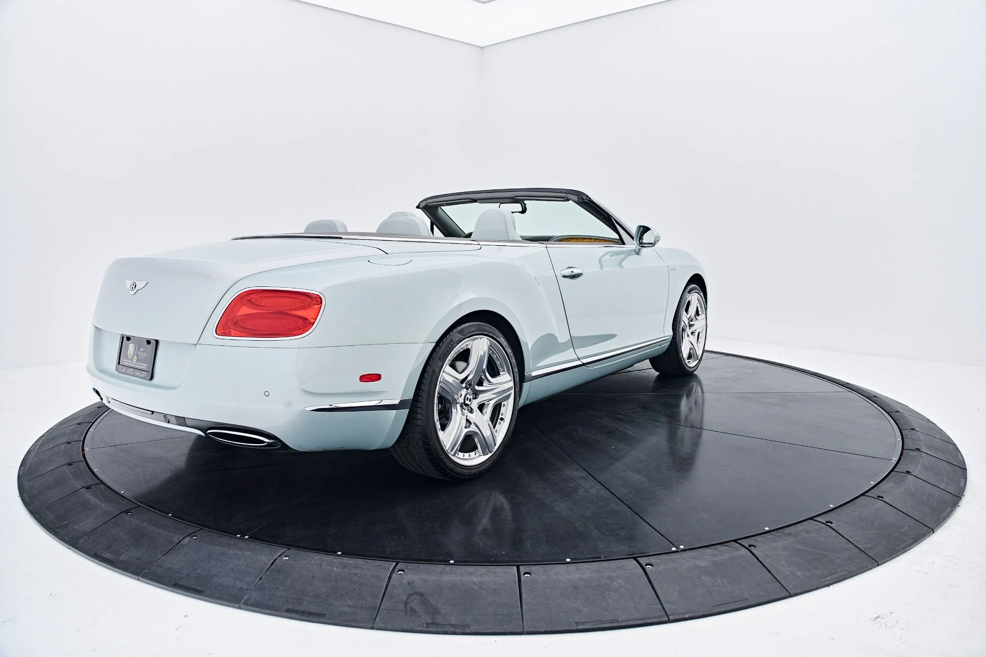 mph020_2874543541_Used_2014_Bentley_Continental_GTC_Base_1786670658_136a986890