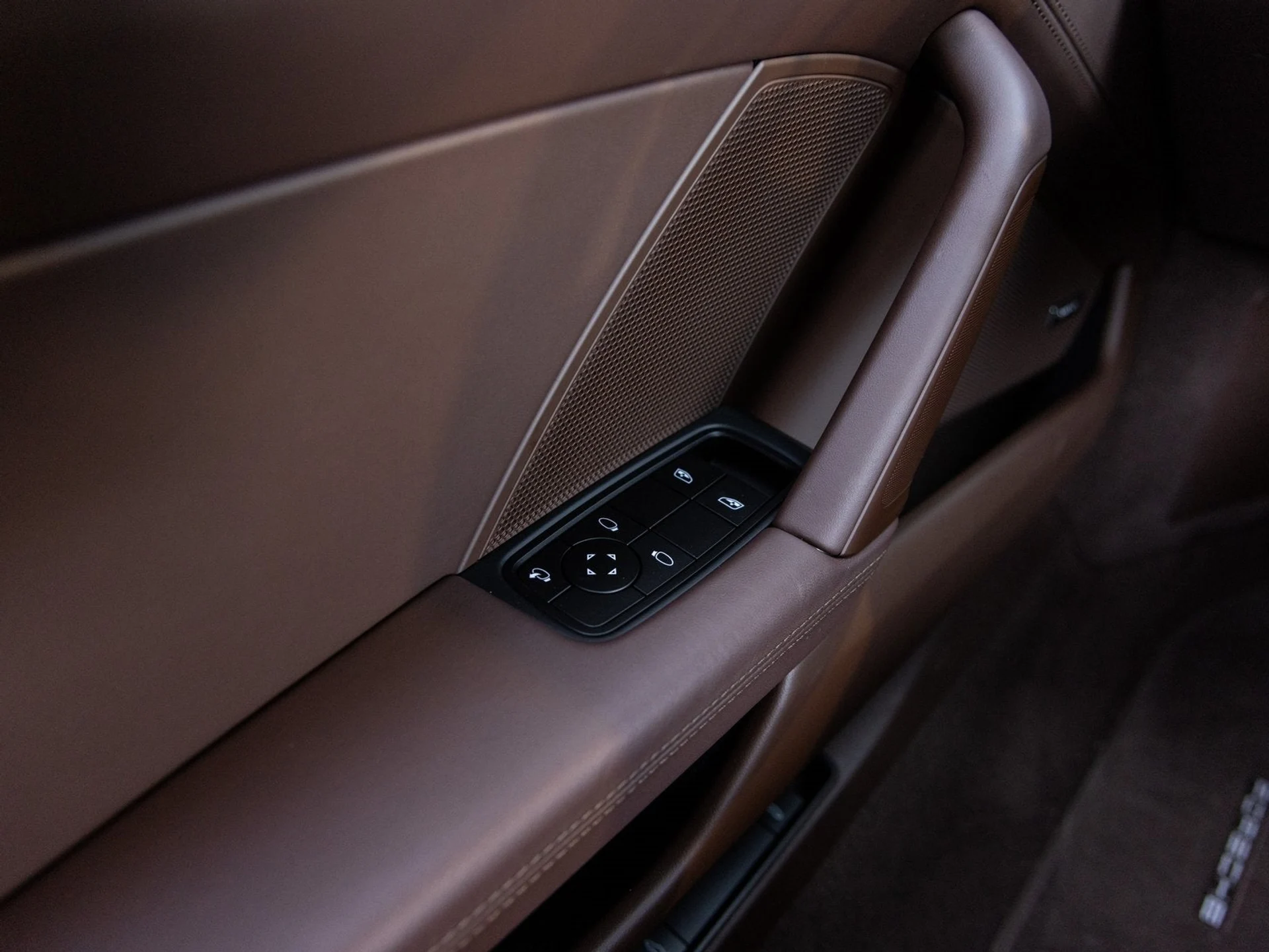 mph020_2878606629_21_1e0c5bb846