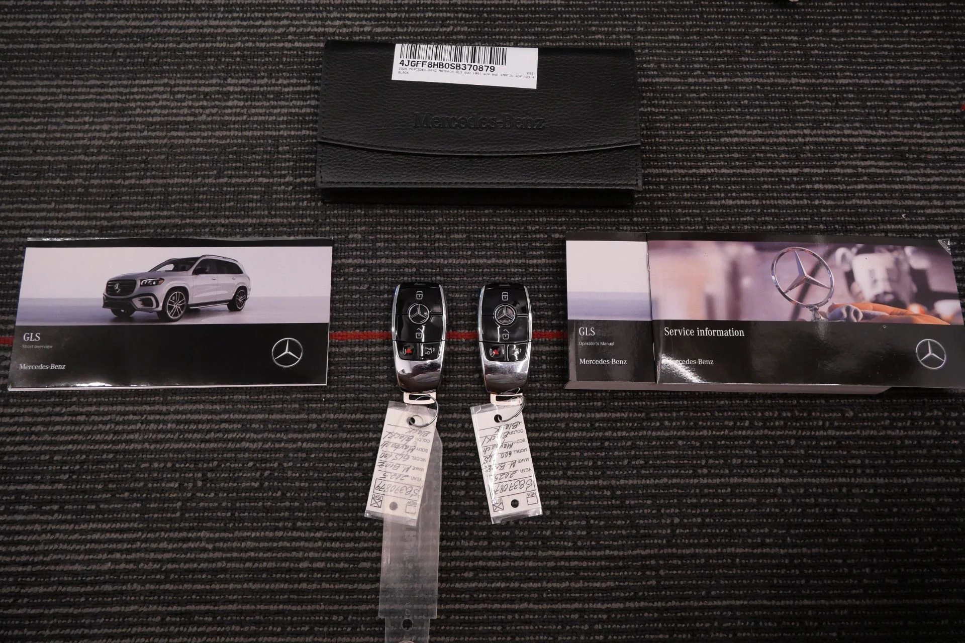 mph020_2879907826_Used_2025_Mercedes_Benz_Maybach_GLS_600_4_MATIC_Monoblock_Wheels_4_Seat_Configuration_Rear_Entertainment_1776793710_39c4296159