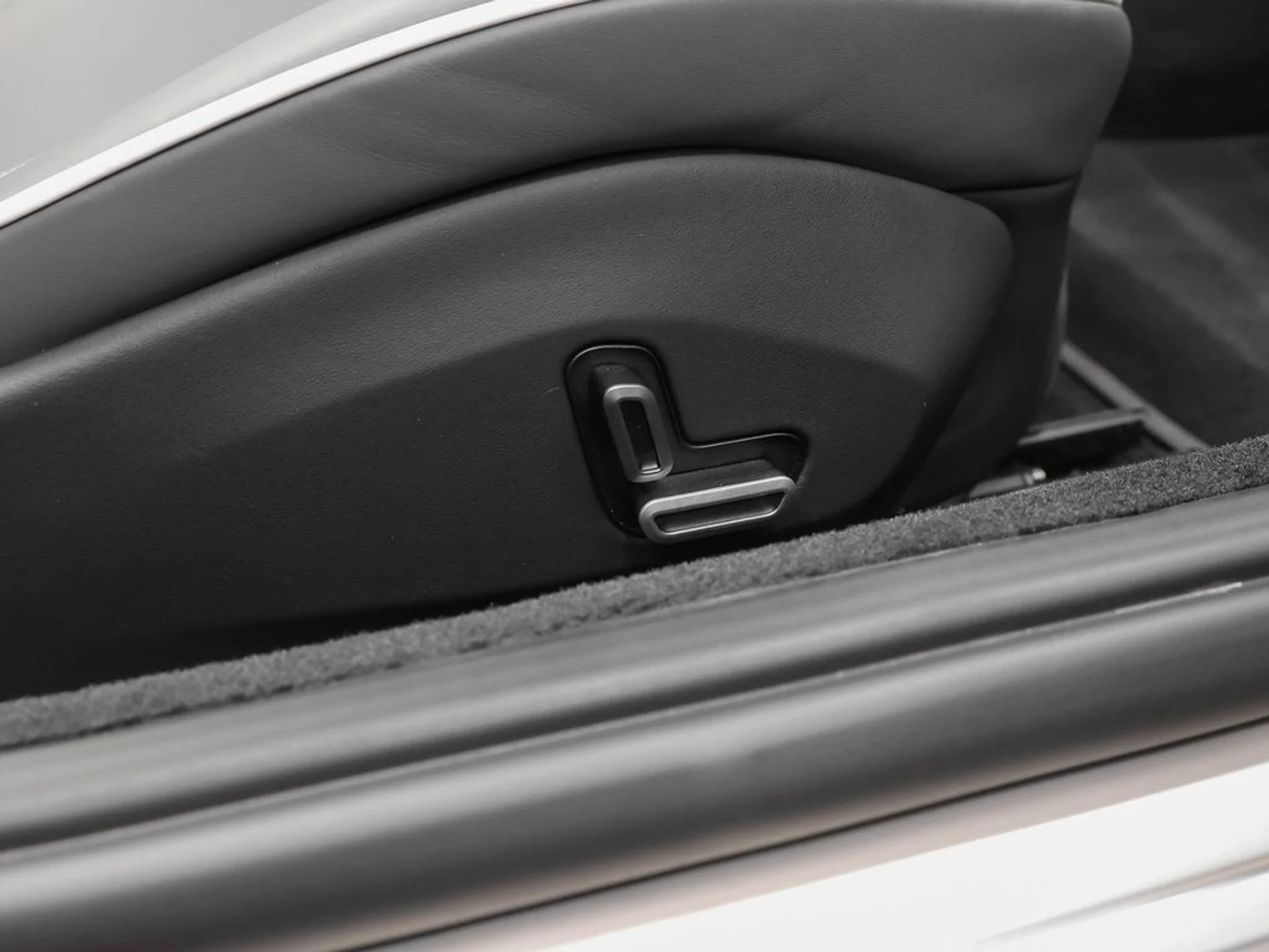 mph020_2884588407_21_6dc4aba049