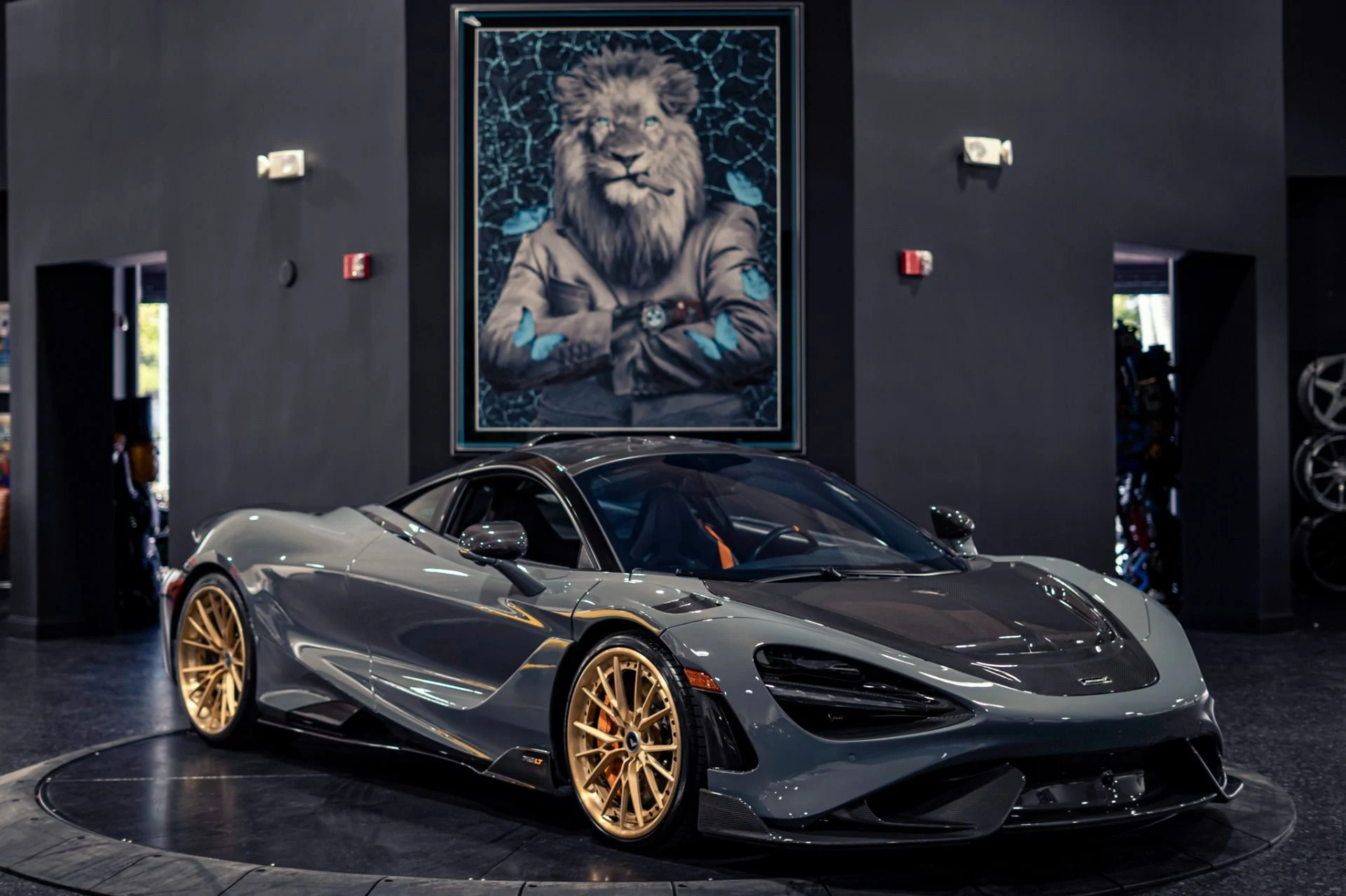 mph020_2885882502_Used_2021_Mc_Laren_765_LT_MSO_Spec_in_Chicane_Grey_w_Roof_Scoop_530_K_MSRP_1778865851_0b0098a479