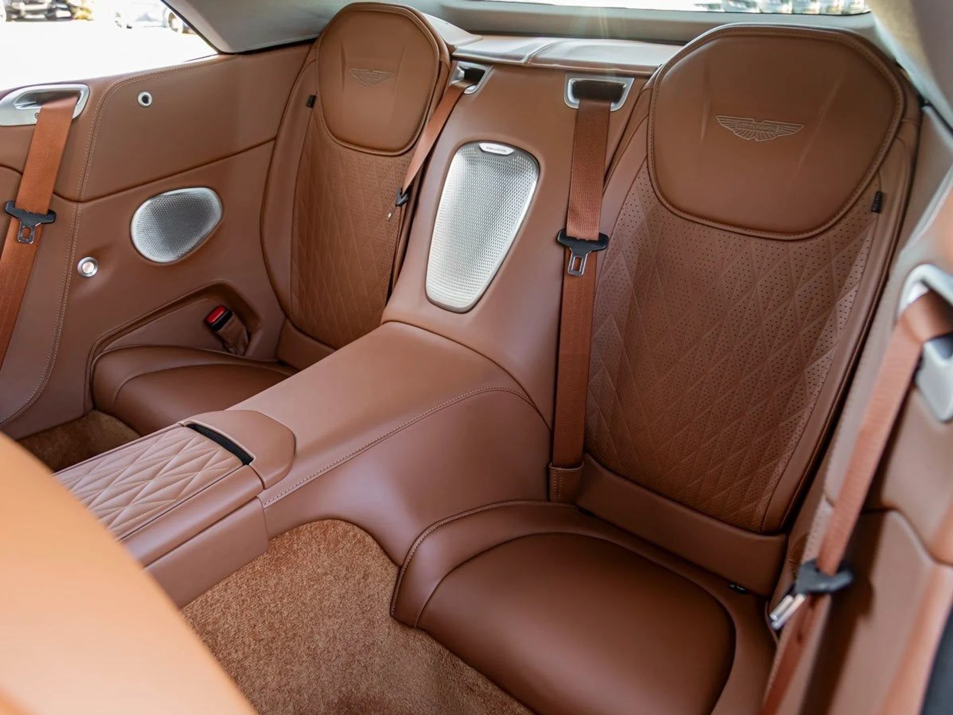 mph020_2886938444_21_1736b43572