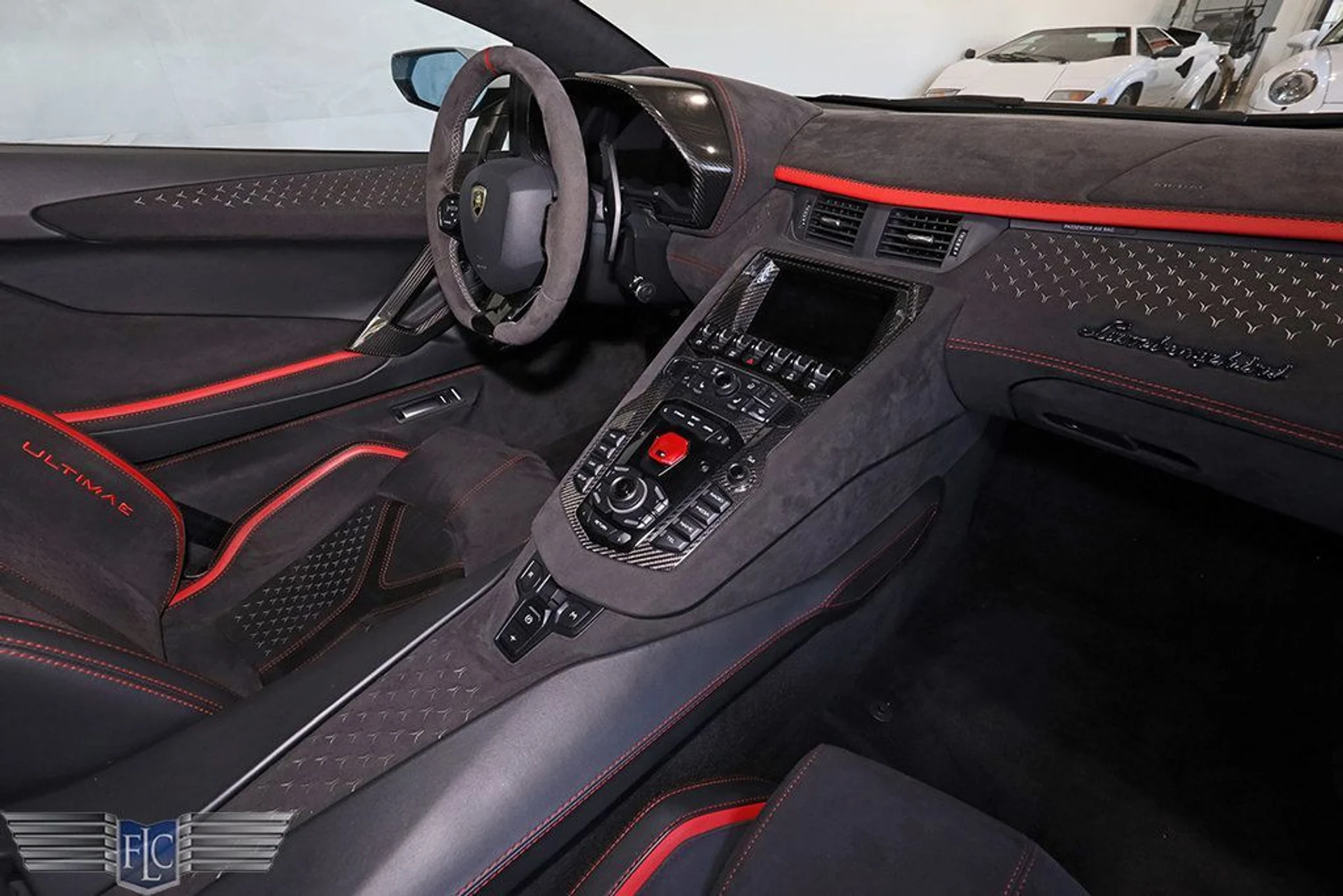 mph020_2888378351_used_2022_lamborghini_aventador_lp7804ultimaecoupe_9689_22906209_21_1024_54d1d1e7dc