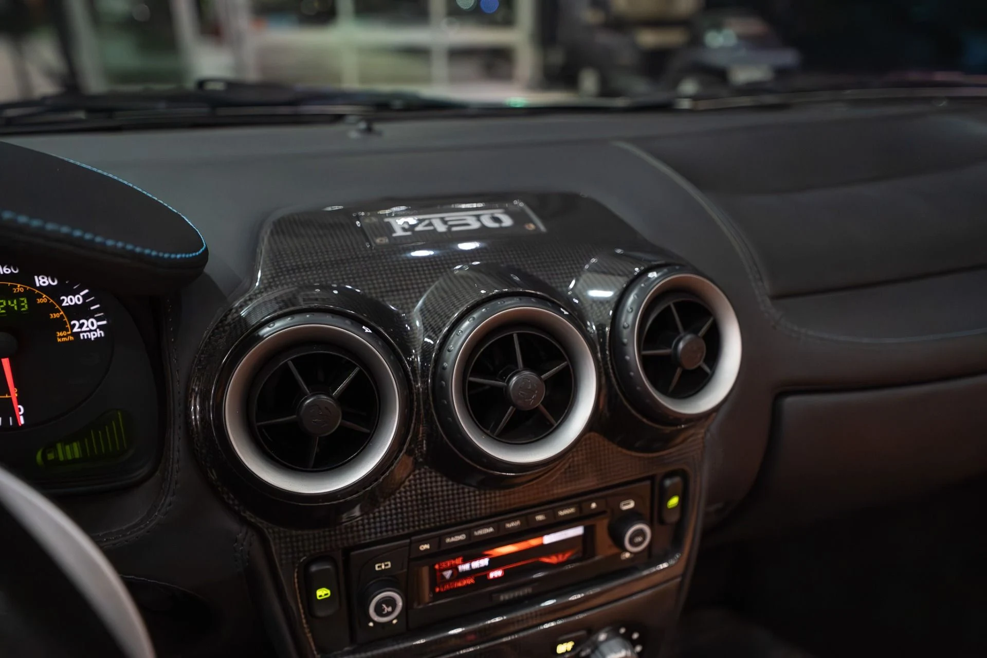 mph020_2889126995_13331_p21_l_84ae9b7806