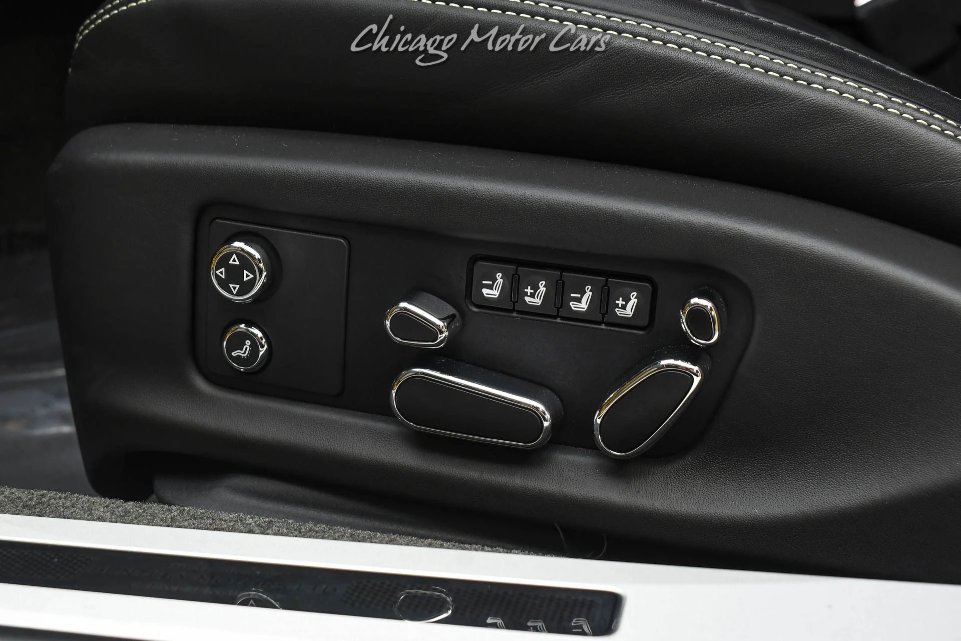 mph020_2889379345_12012_p21_l_aa9ca0d225