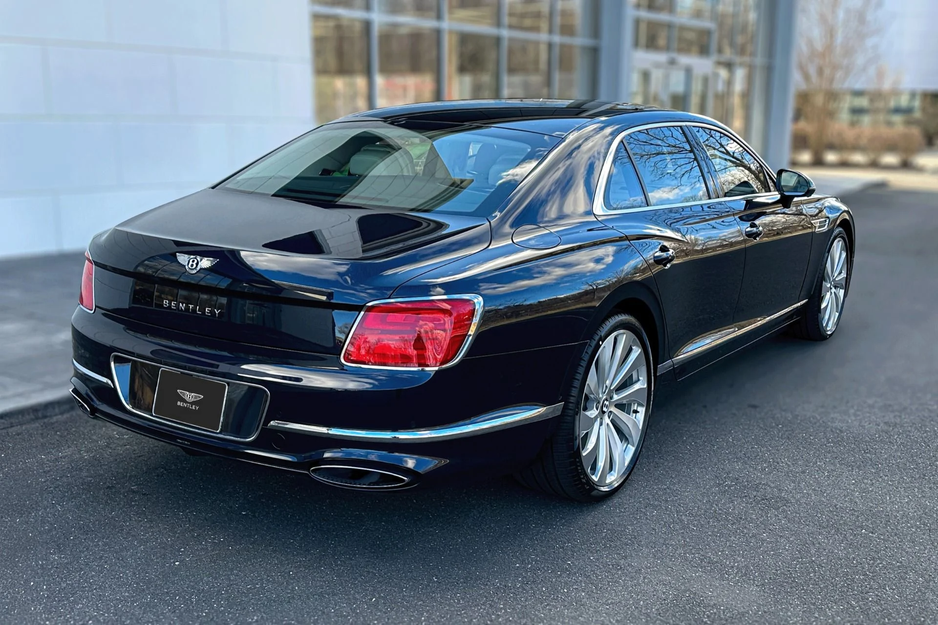 mph020_2890075561_Used_2026_Bentley_Flying_Spur_1784743104_c9a101c3ee