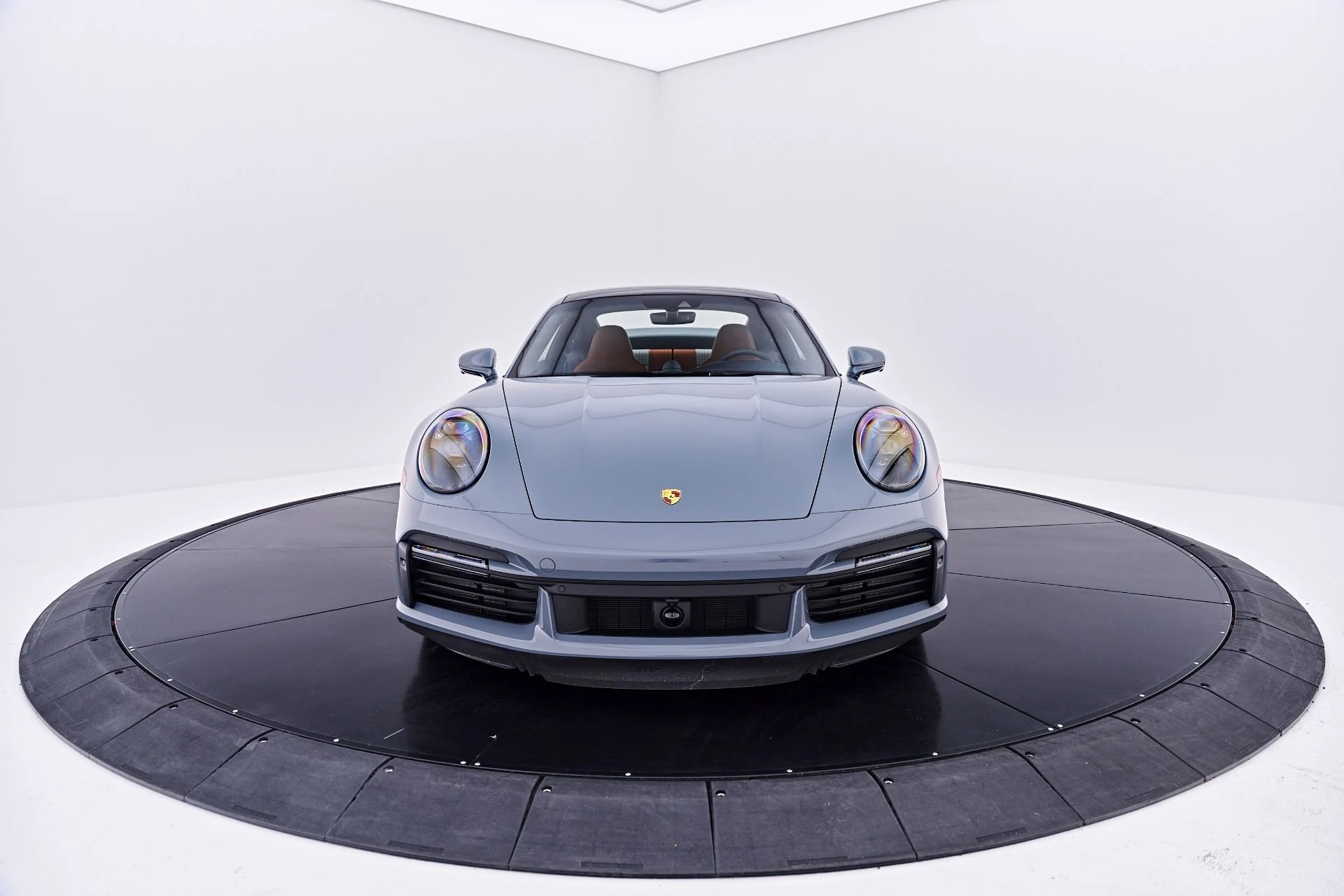 mph020_2891939814_Used_2023_Porsche_911_Turbo_S_1785208130_abce81af82