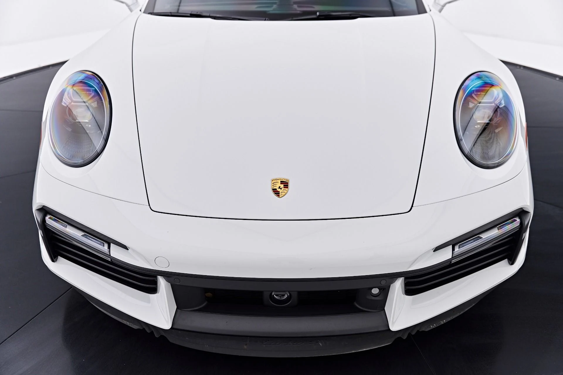 mph020_2892840487_Used_2025_Porsche_911_Turbo_S_1788486907_daa8a1dd54