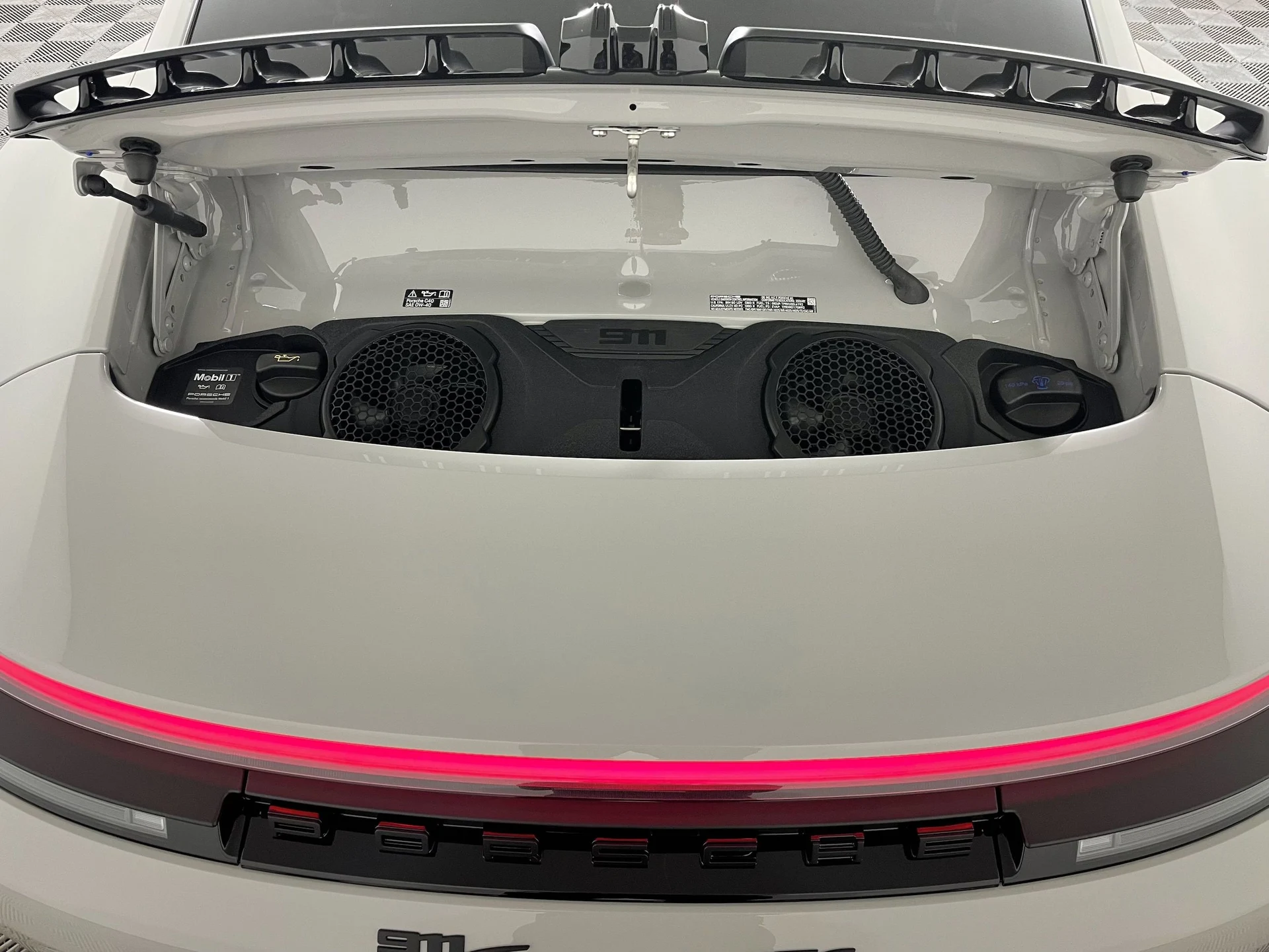 mph020_2893074789_44be90a4ed12dec4a069907eb5508239x_ec09c2a90f