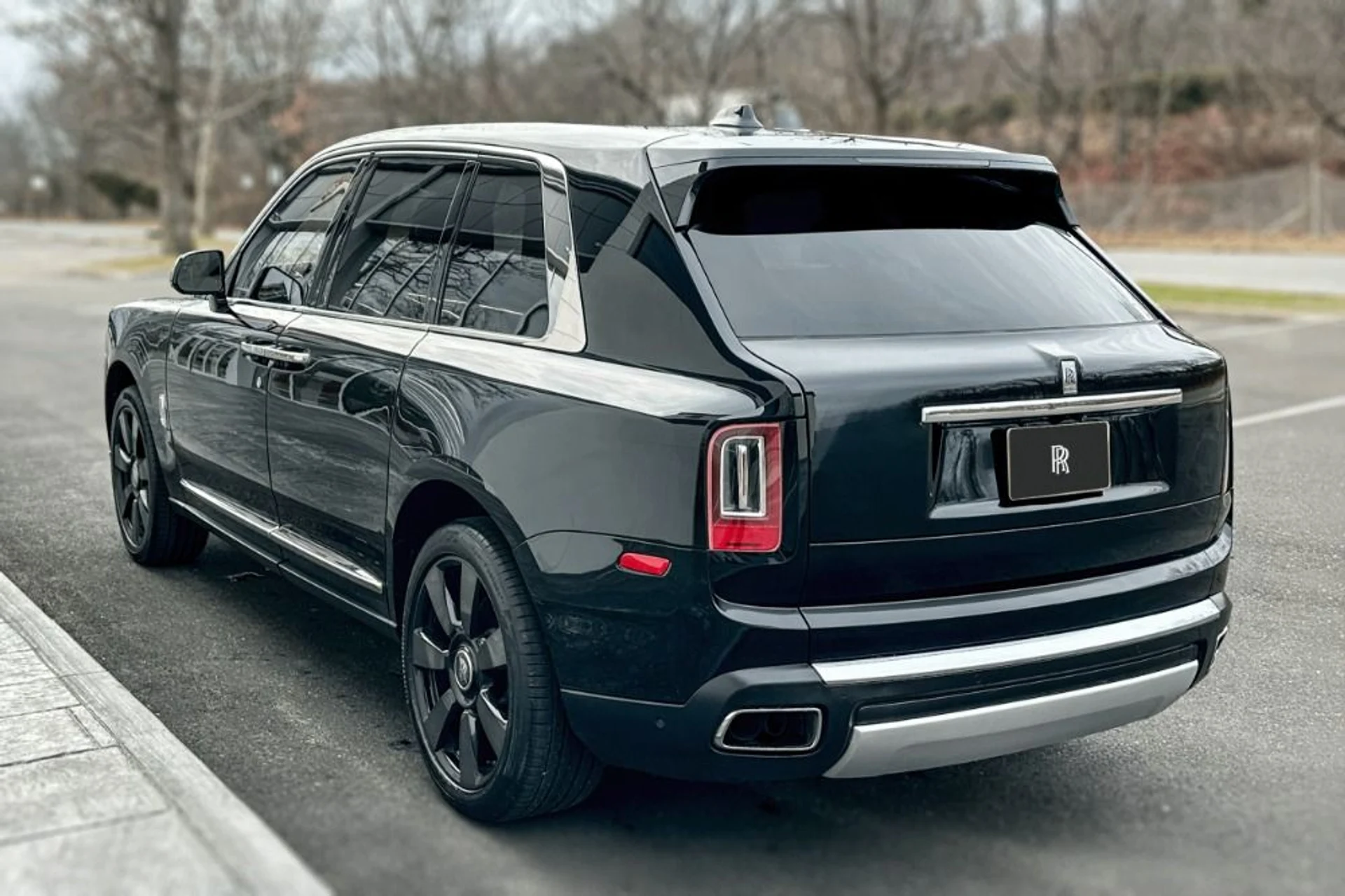 mph020_2896191413_Used_2020_Rolls_Royce_Cullinan_1768571704_4cbe21dadd