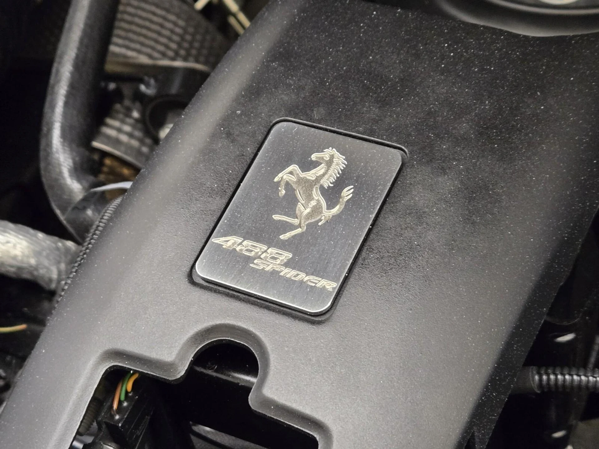 mph020_2897407213_Used_2017_Ferrari_488_Spider_1755156503_5c88921349