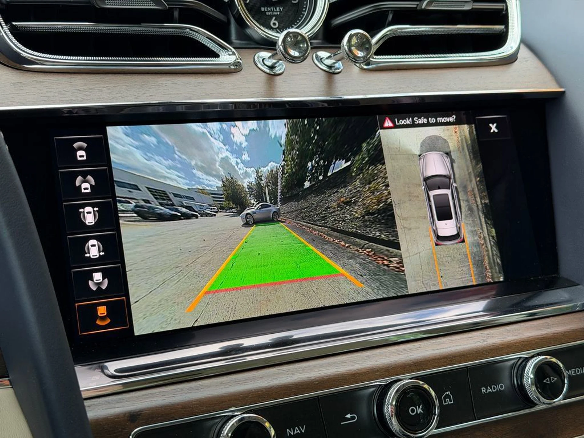 mph020_2903165299_9ddf45ce297a423f9aa592bd8b2ebd6e_091d4c9226