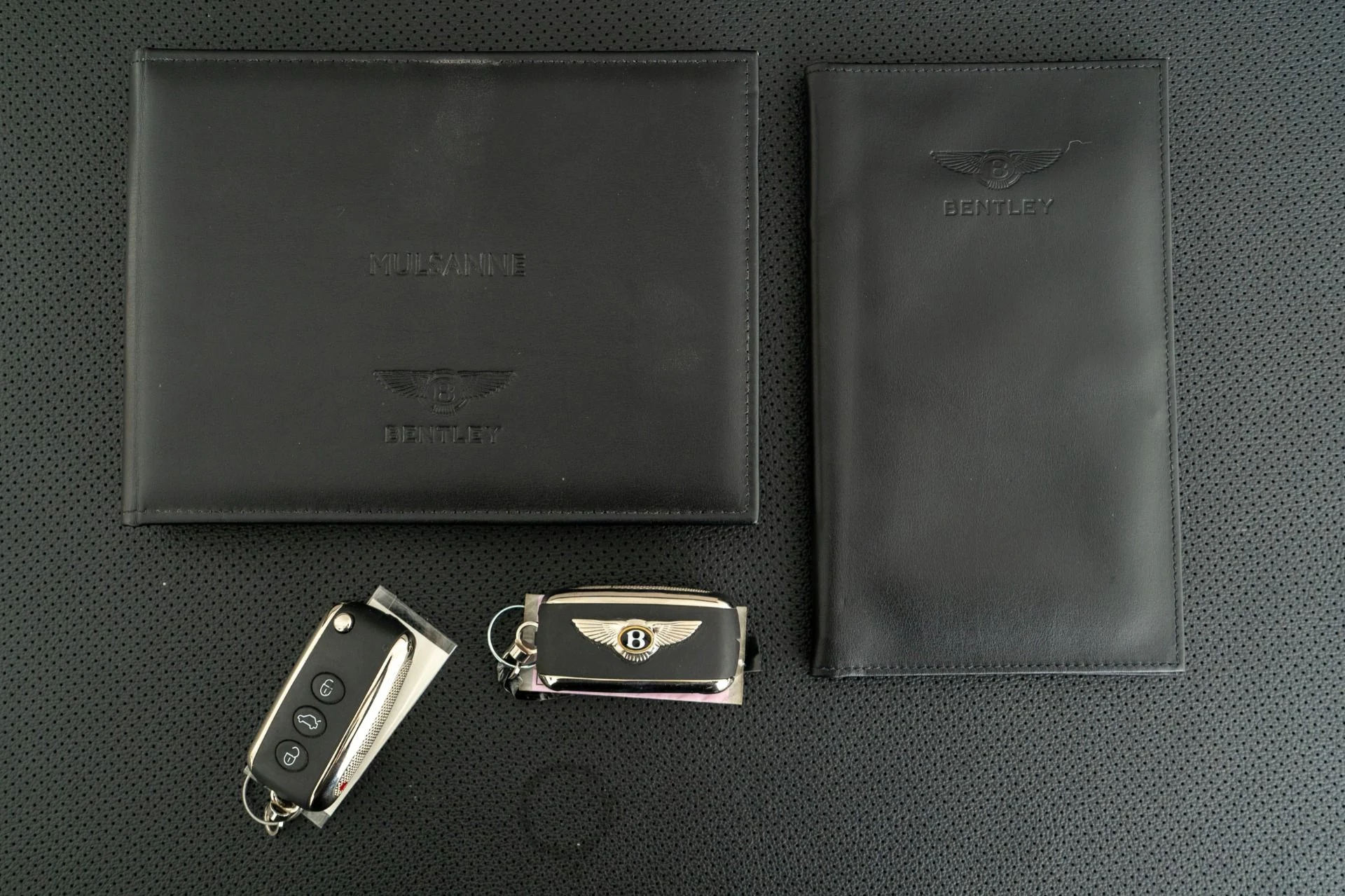 mph020_2903383479_Used_2020_Bentley_Mulsanne_1761600873_16024199c6