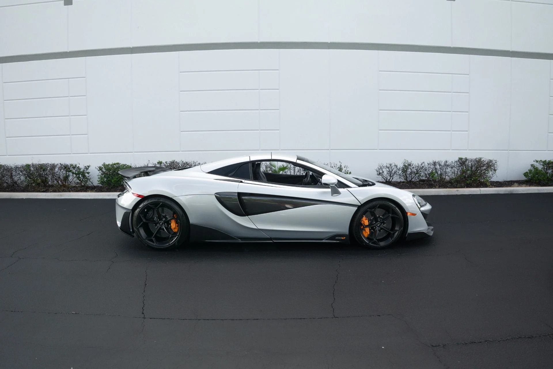 mph020_290353317_Used_2020_Mc_Laren_600_LT_Spider_1759250261_61233618a7