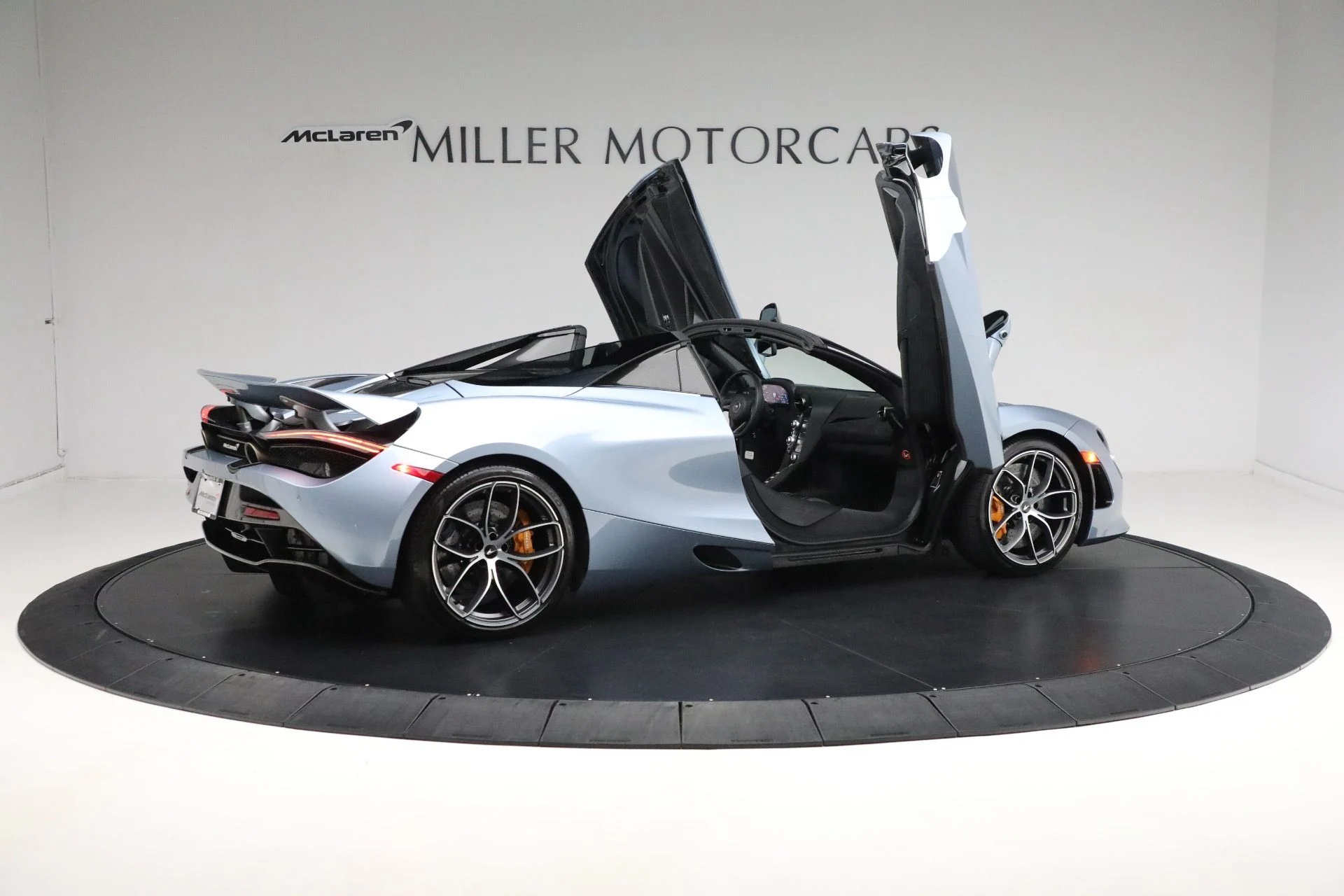 mph020_2910396819_Used_2023_Mc_Laren_720_S_Spider_Performance_34c6f68d2c