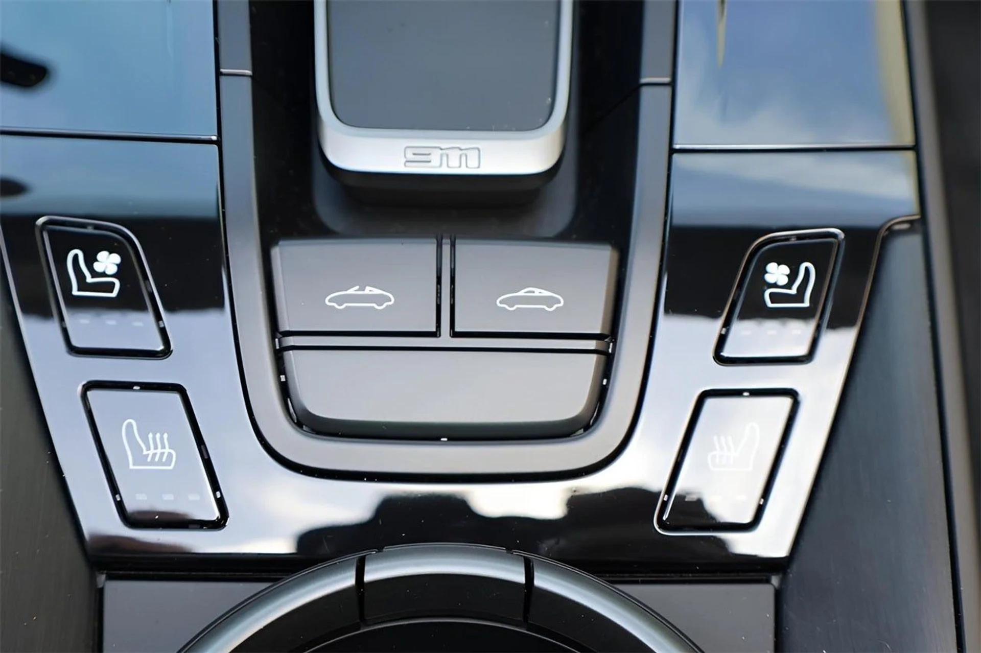 mph020_2915155987_21_654c6b292a