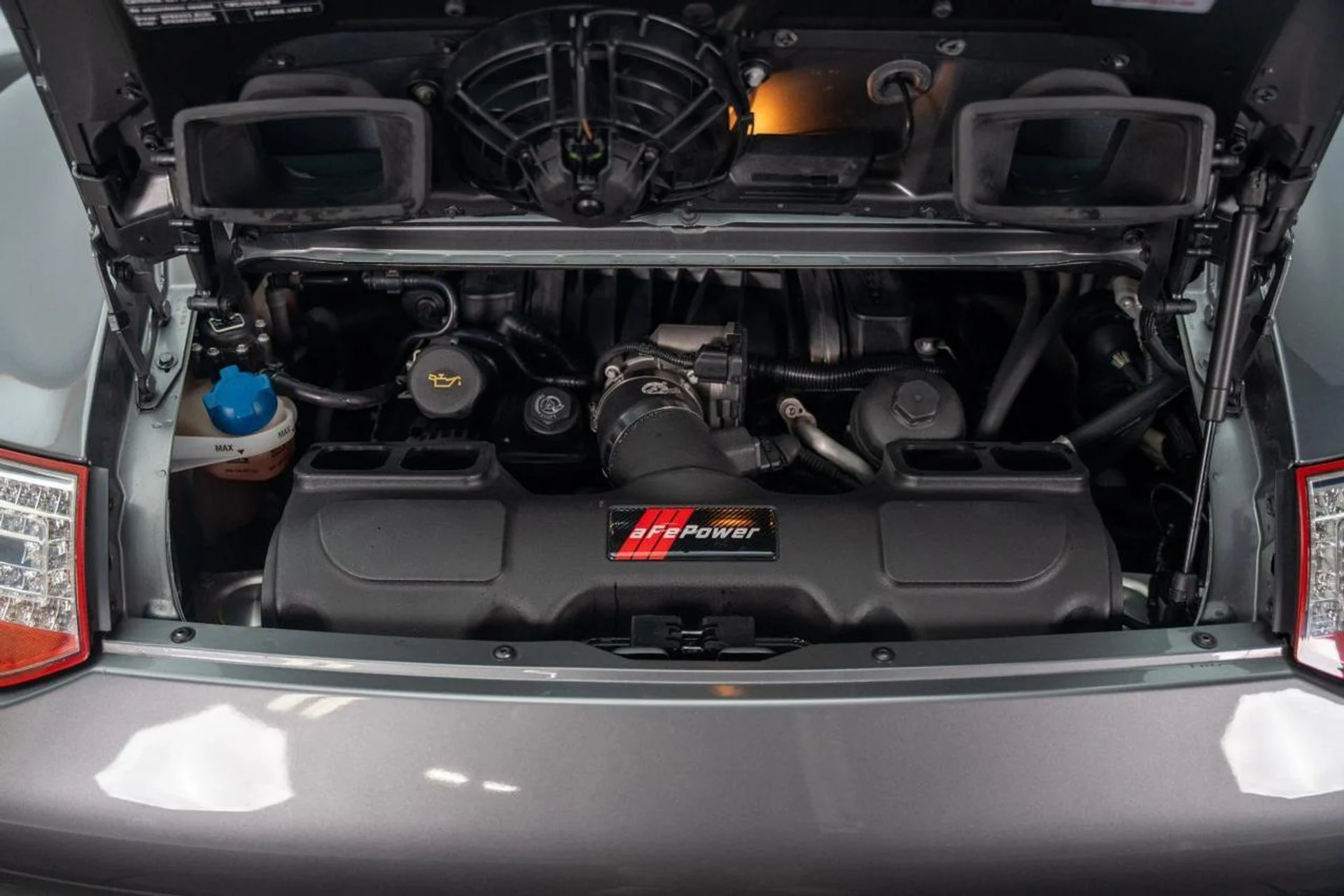 mph020_2915469759_2b57c025101d363c56c1de860294237d_49623cce1d