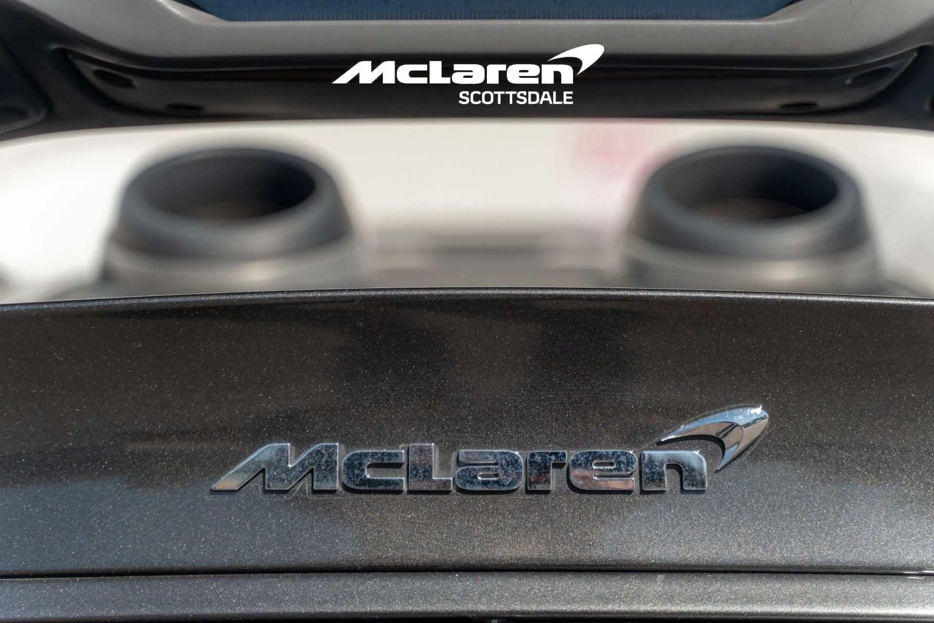 mph020_2919158879_Used_2020_MCLAREN_600_LT_1762553497_bf2389e026