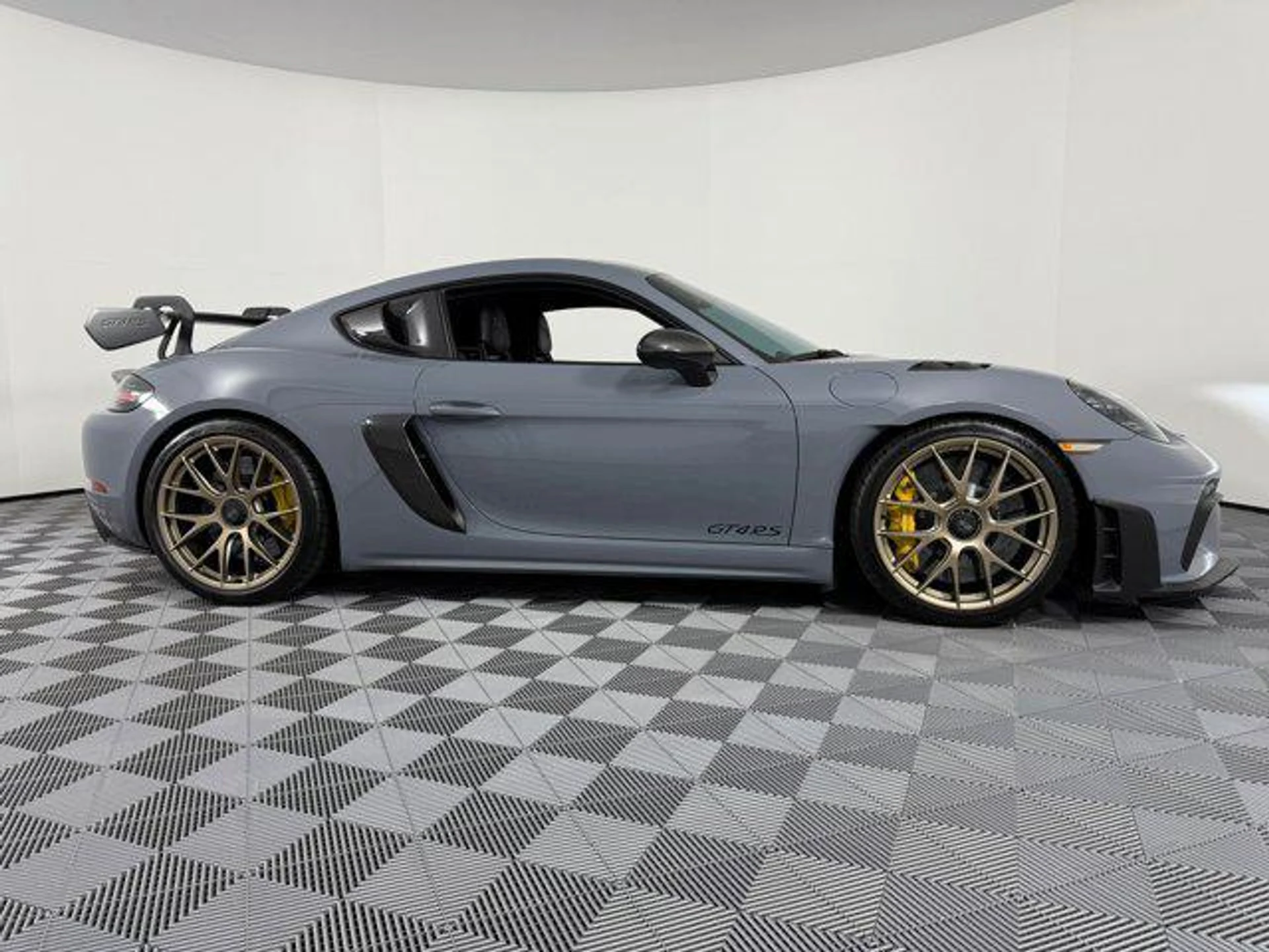 mph020_292254177_4l38_U5_L0_S7_Gg5_TR_0u8_KKR_1_Pe_Ak_Q_f6958d9cdb