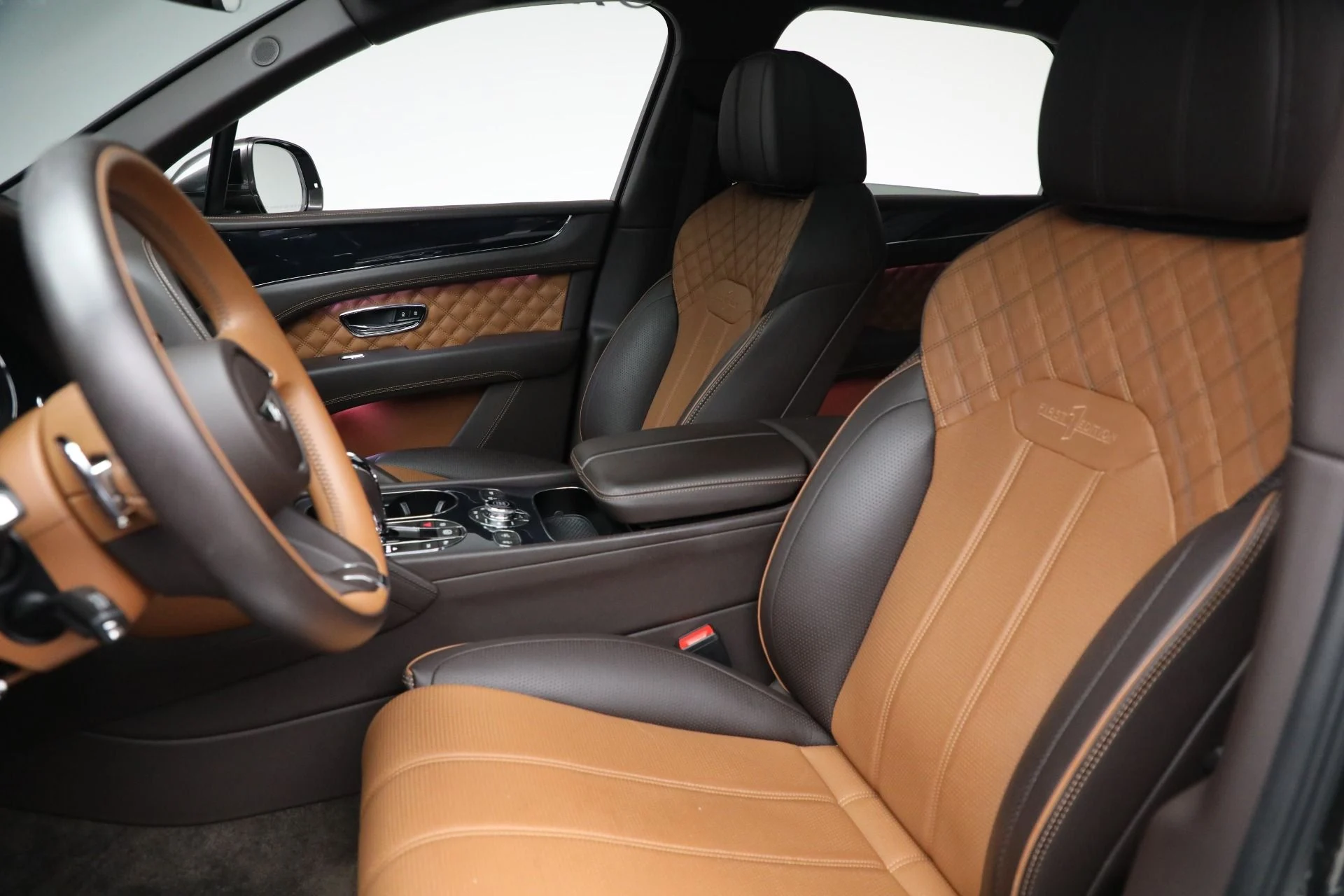 mph020_2923283281_Used_2021_Bentley_Bentayga_First_Edition_V8_1760803209_d059d4f45b