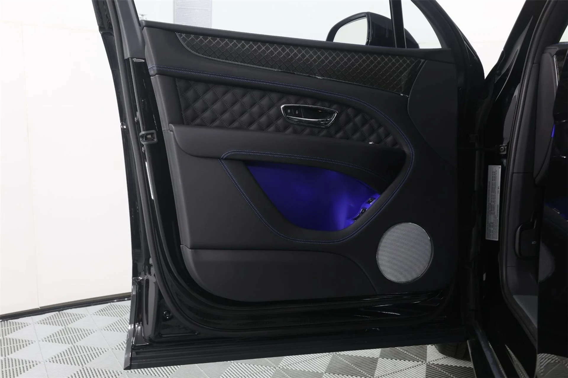 mph020_2927075684_c4bdcea81934fdc106527e7887a50389_4b56311dd2