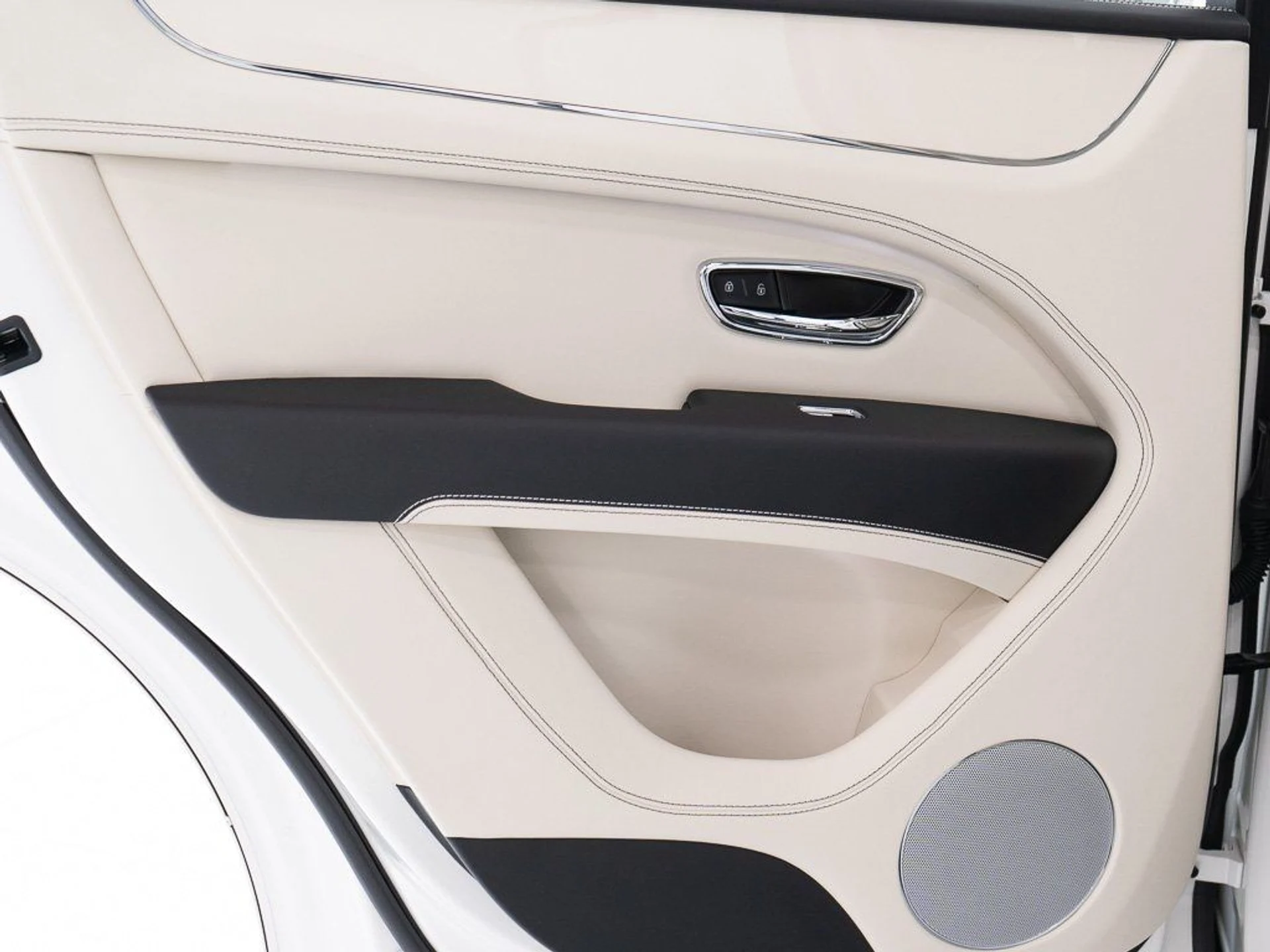 mph020_2928346087_245db1e3235bf229b76fcb74bbdbbe94_75ae1eef35