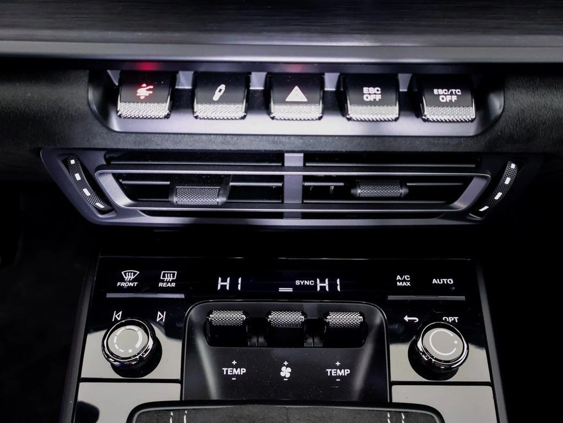 mph020_2932474190_226587b1656ca3e6d2c573bf3554776dx_f649159874