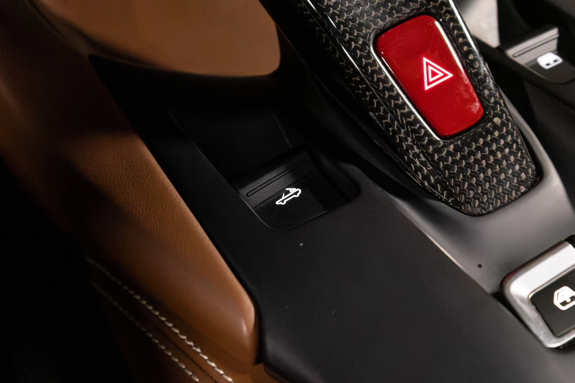 mph020_2934416613_Used_2021_Ferrari_812_GTS_Base_1766089511_fe736de3b0