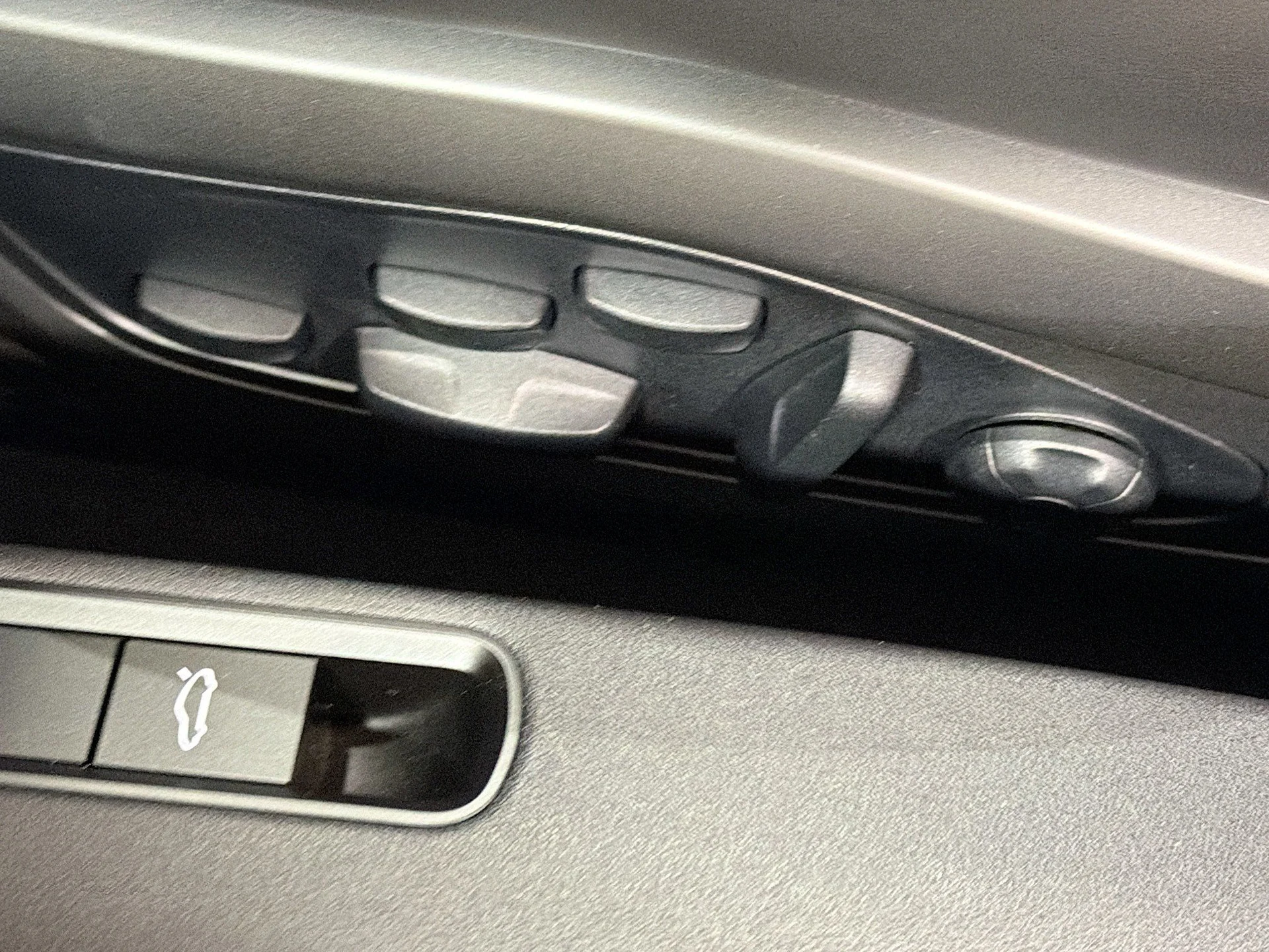 mph020_2944497495_b77ee044026910e09bb1ebee08a07b2f_c6613c50c7