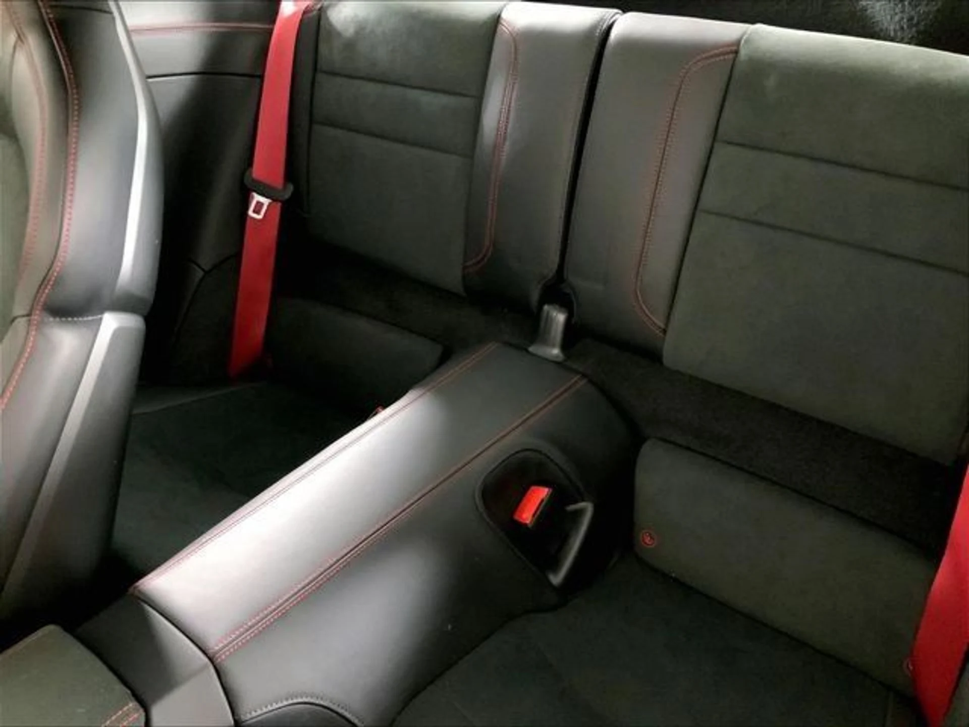 mph020_294454166_00e79341a3455bf99b4ce2ff5b426eb4_60e67fd844