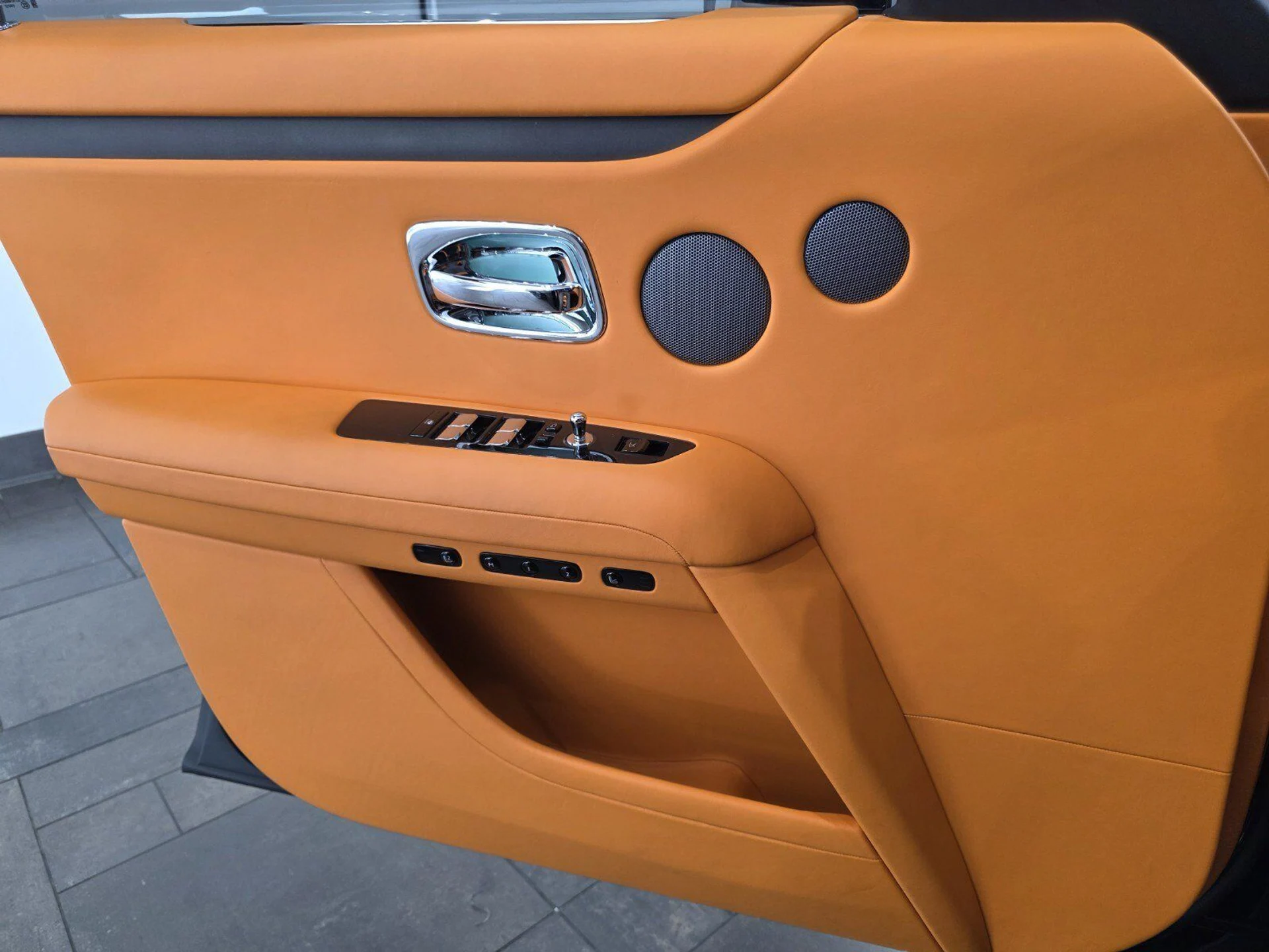 mph020_2947000115_17ebde70b995bd772553fe25cf687f9d_73714eaf03