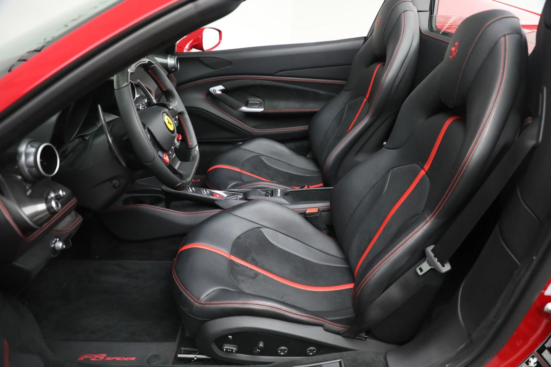 mph020_2954135665_Used_2021_Ferrari_F8_Spider_349b4d417b