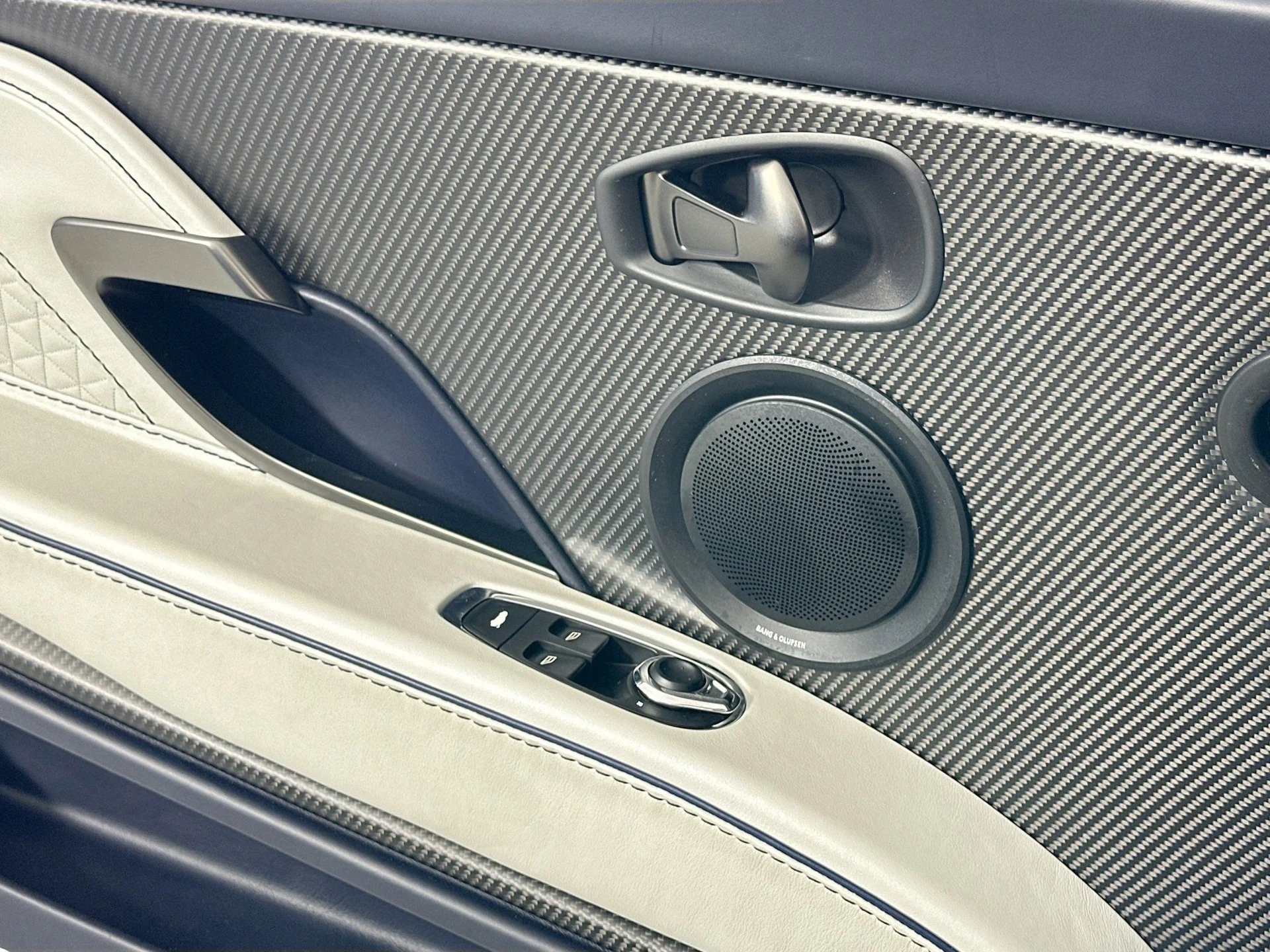 mph020_2954418160_21_22f494ee88