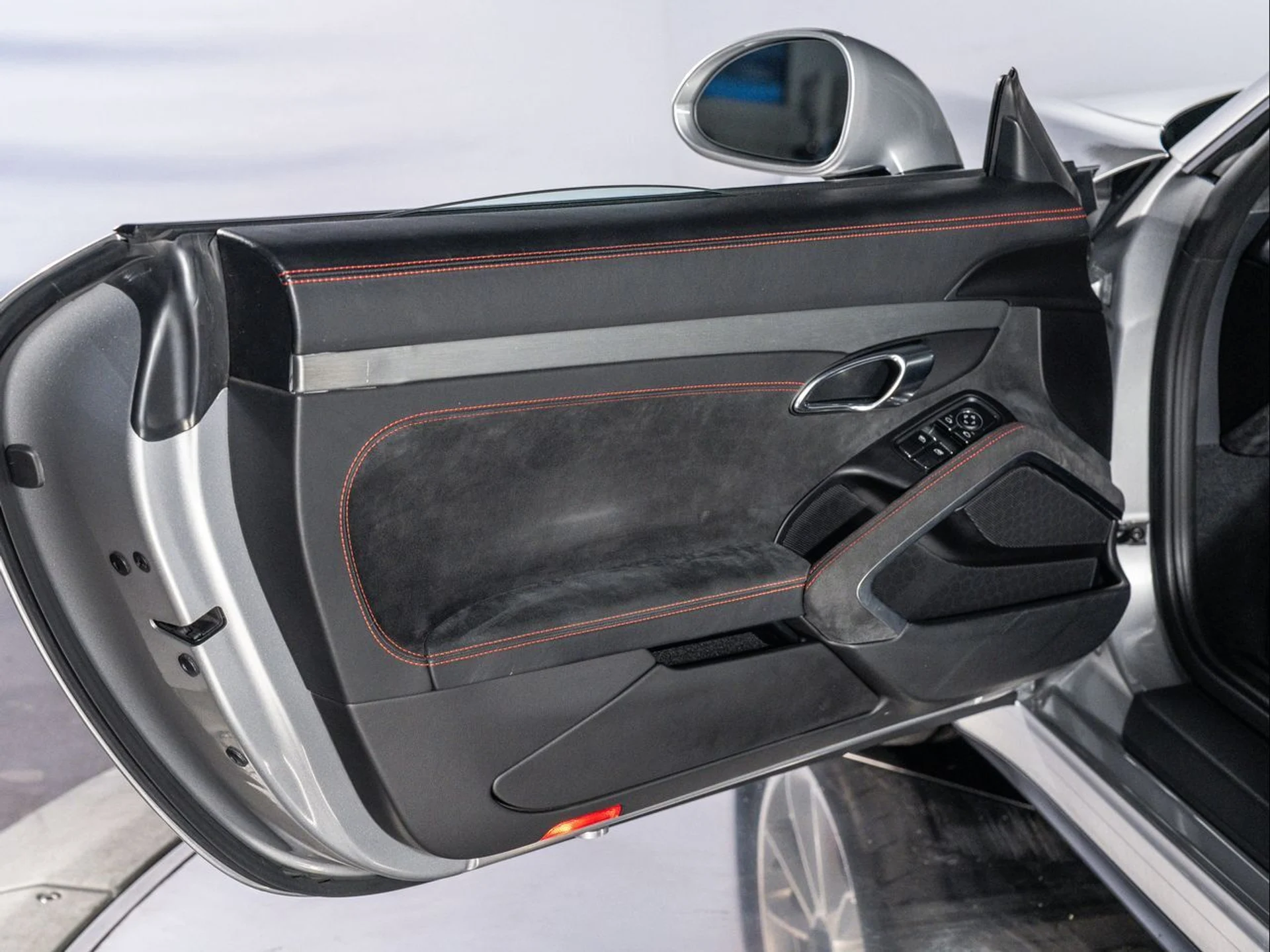 mph020_2956512004_658986948454fb4bdd3d88a095532a04_abee4c9920