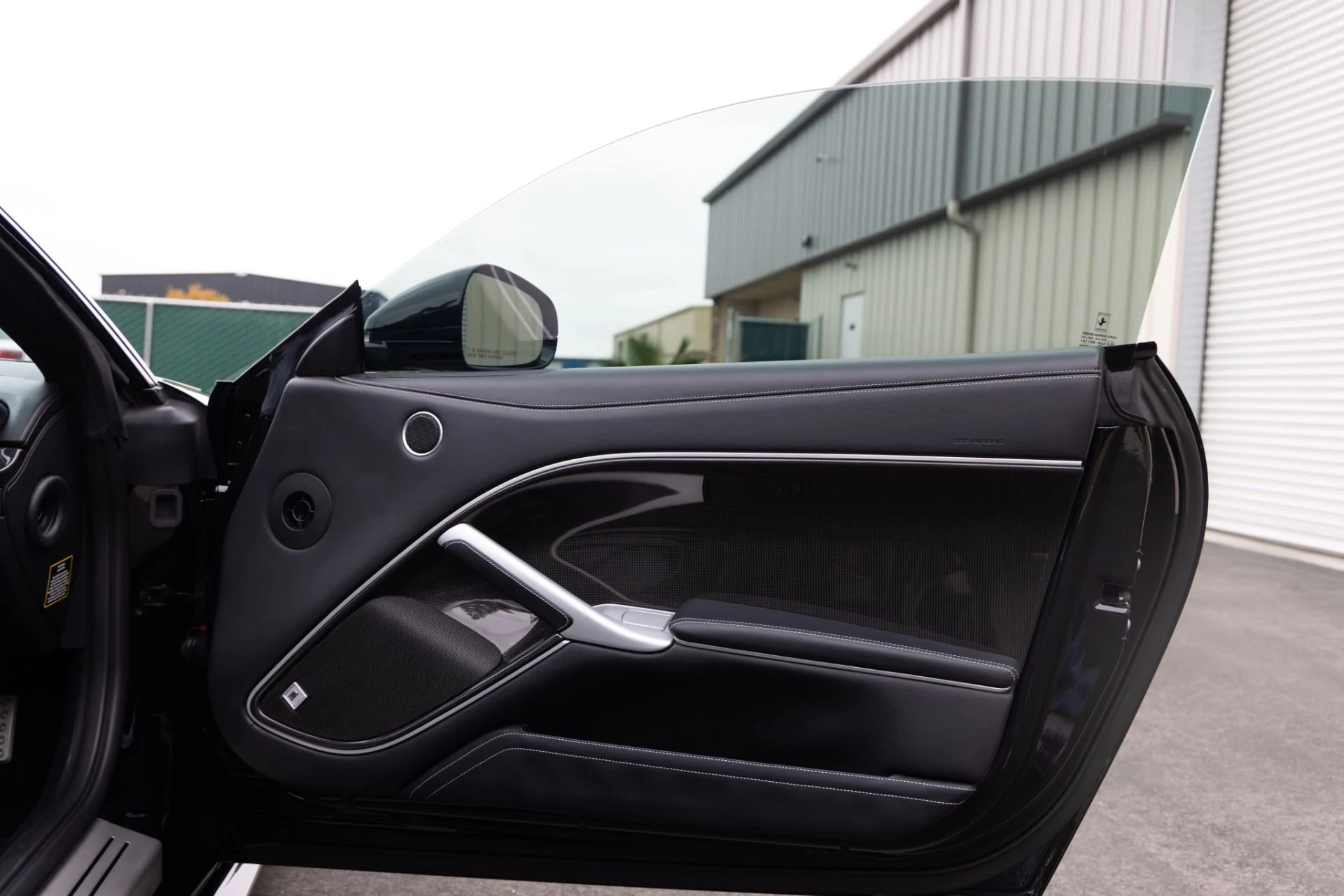 mph020_2958431897_Used_2014_Ferrari_F12berlinetta_1761682379_a1f6652f65