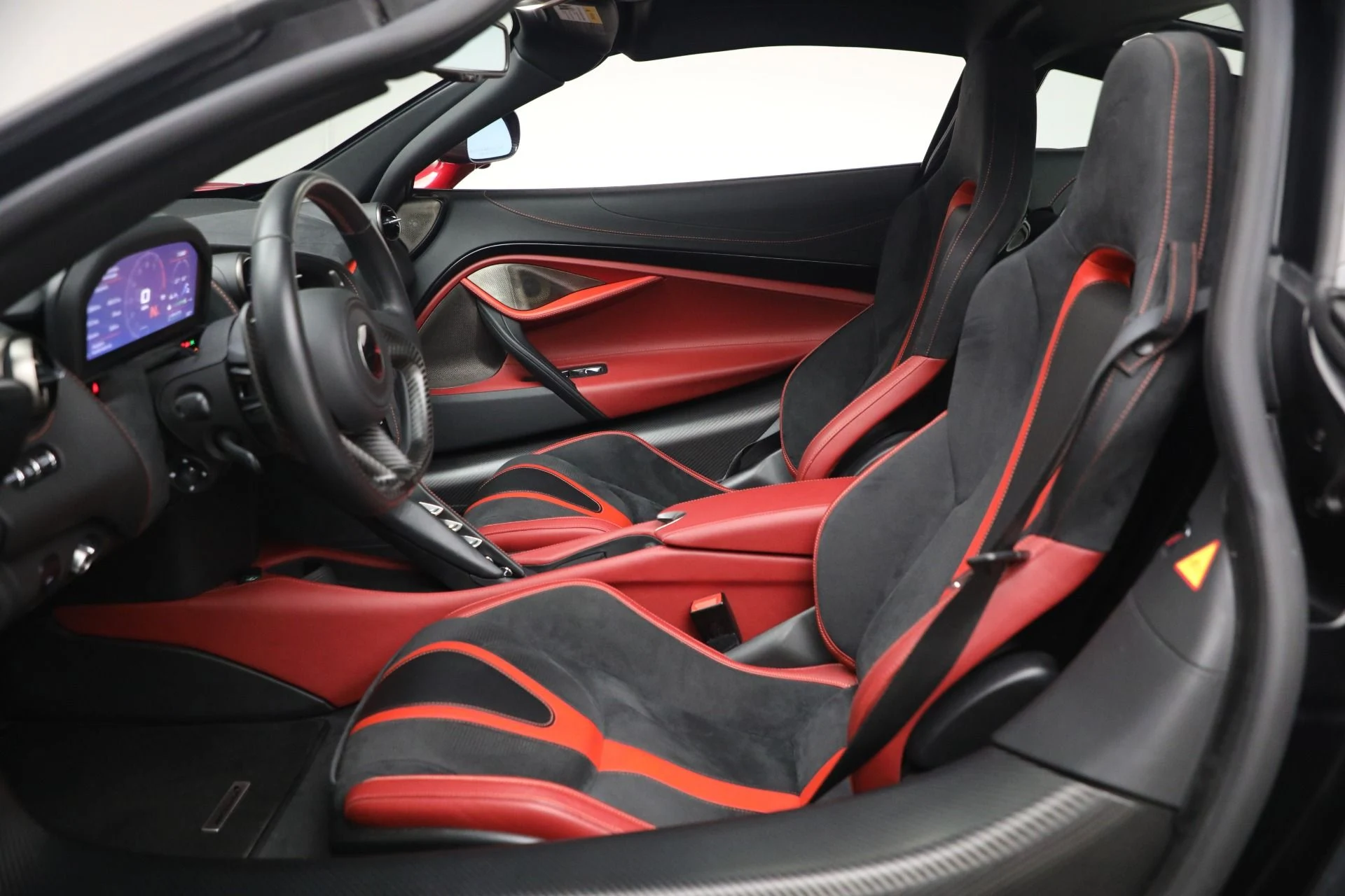 mph020_2958541772_Used_2019_Mc_Laren_720_S_Performance_a2e8353c6a