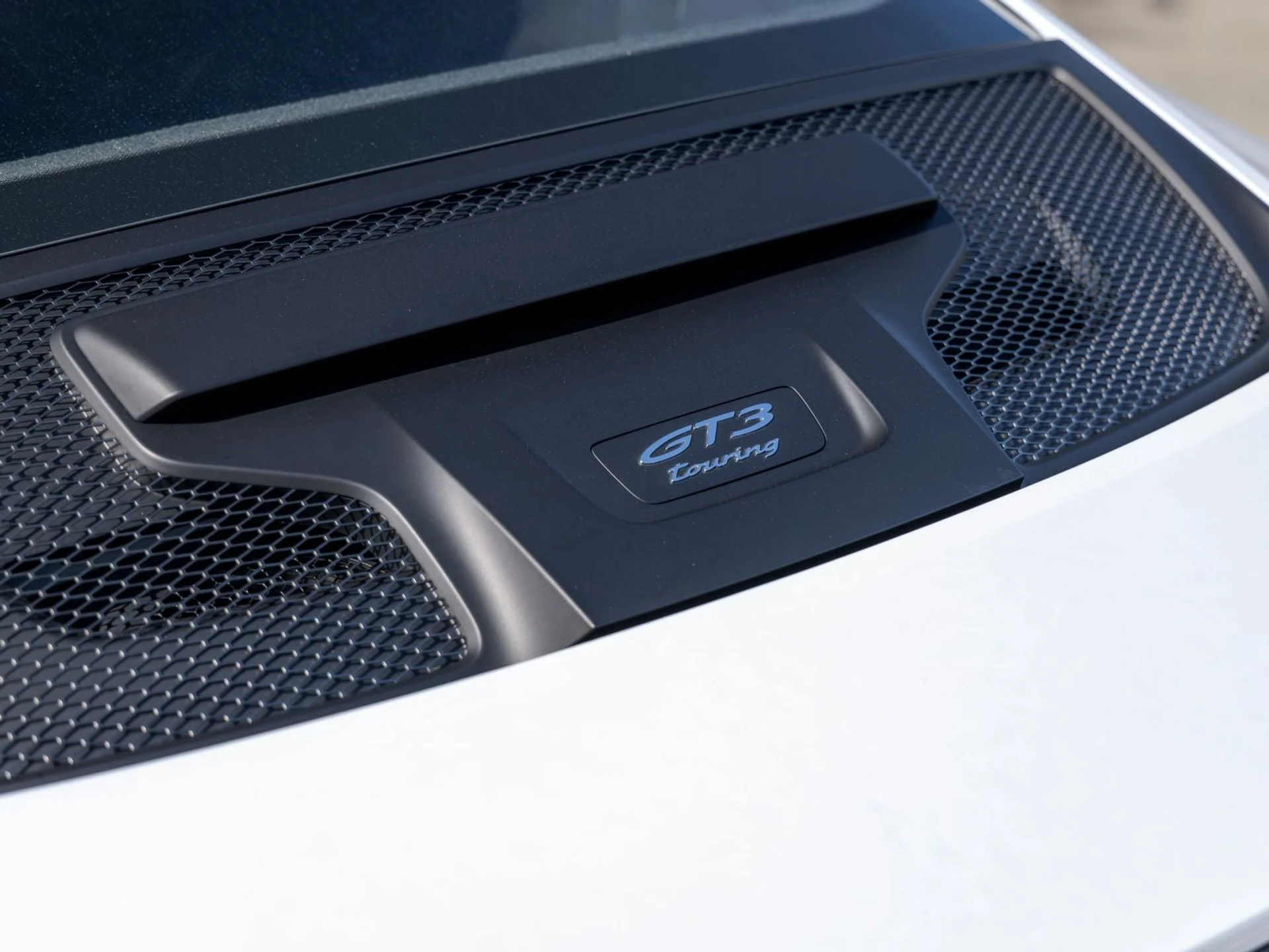 mph020_296002607_21_71c4b4aeb3