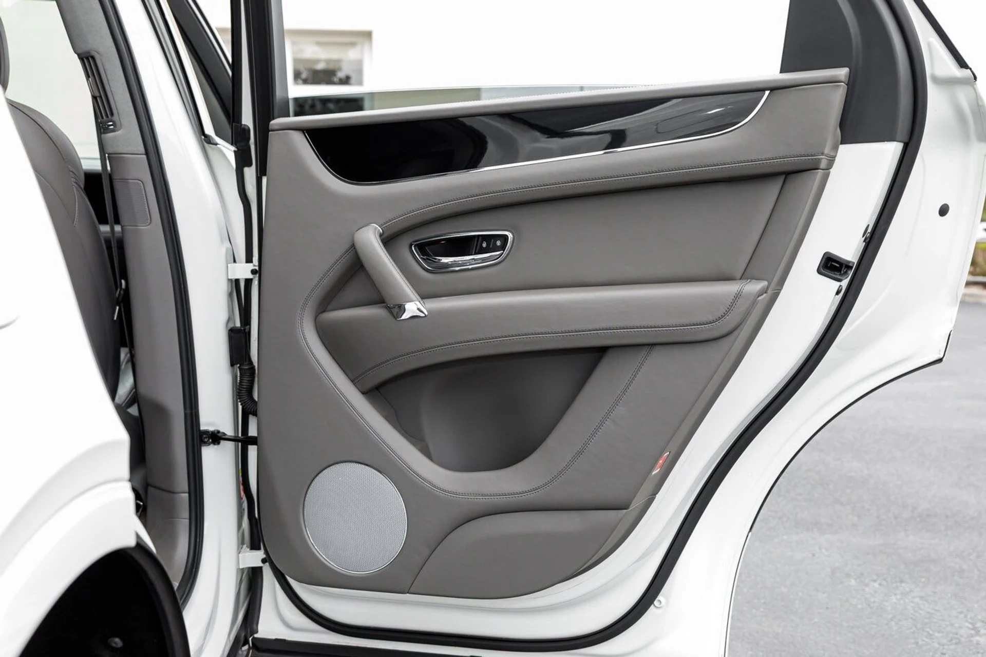 mph020_2961454729_164fccb1abe80381be8c3692534ebe68x_660cad2ab4