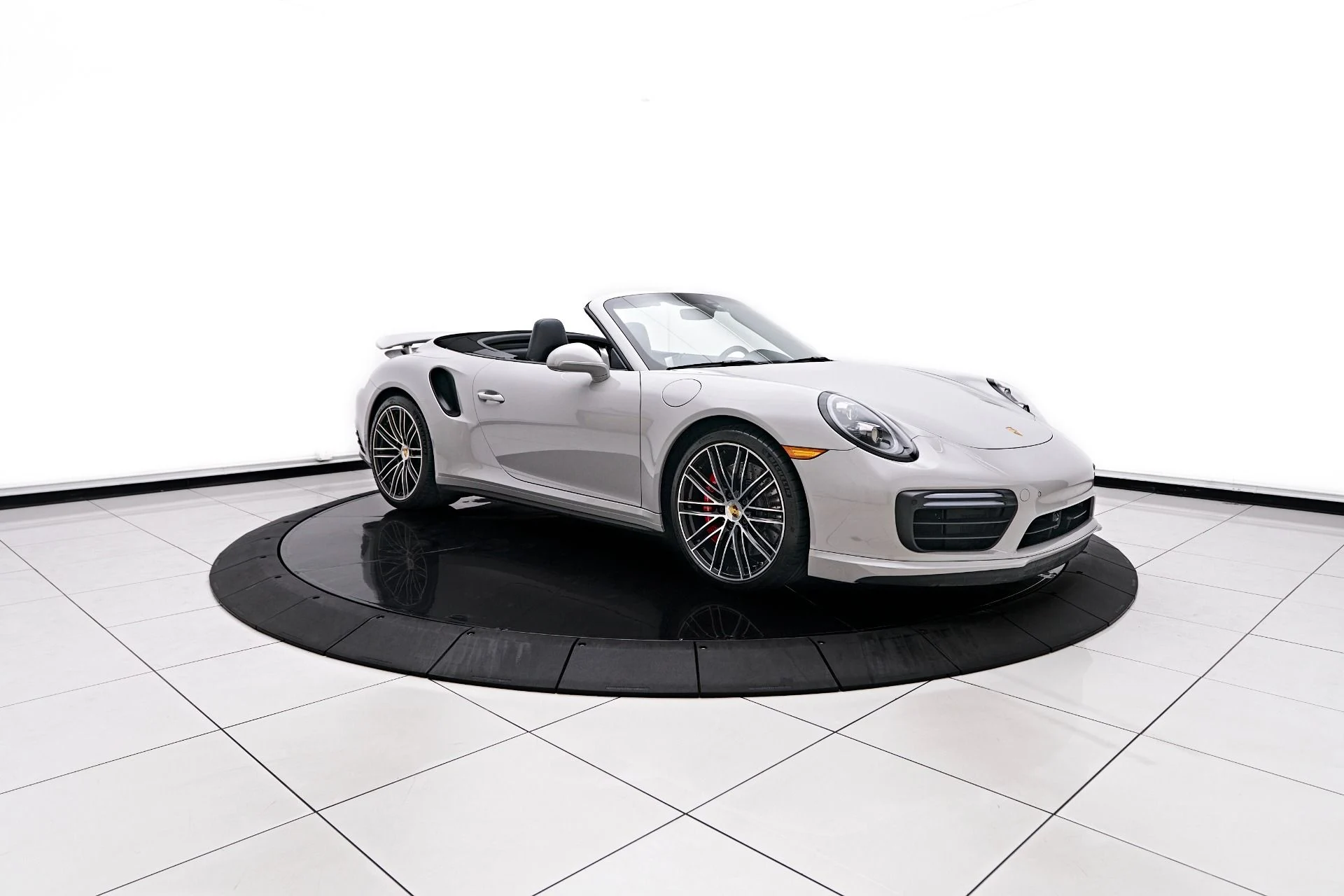 mph020_2970905635_Used_2019_Porsche_911_Turbo_1757547203_f1c513478c