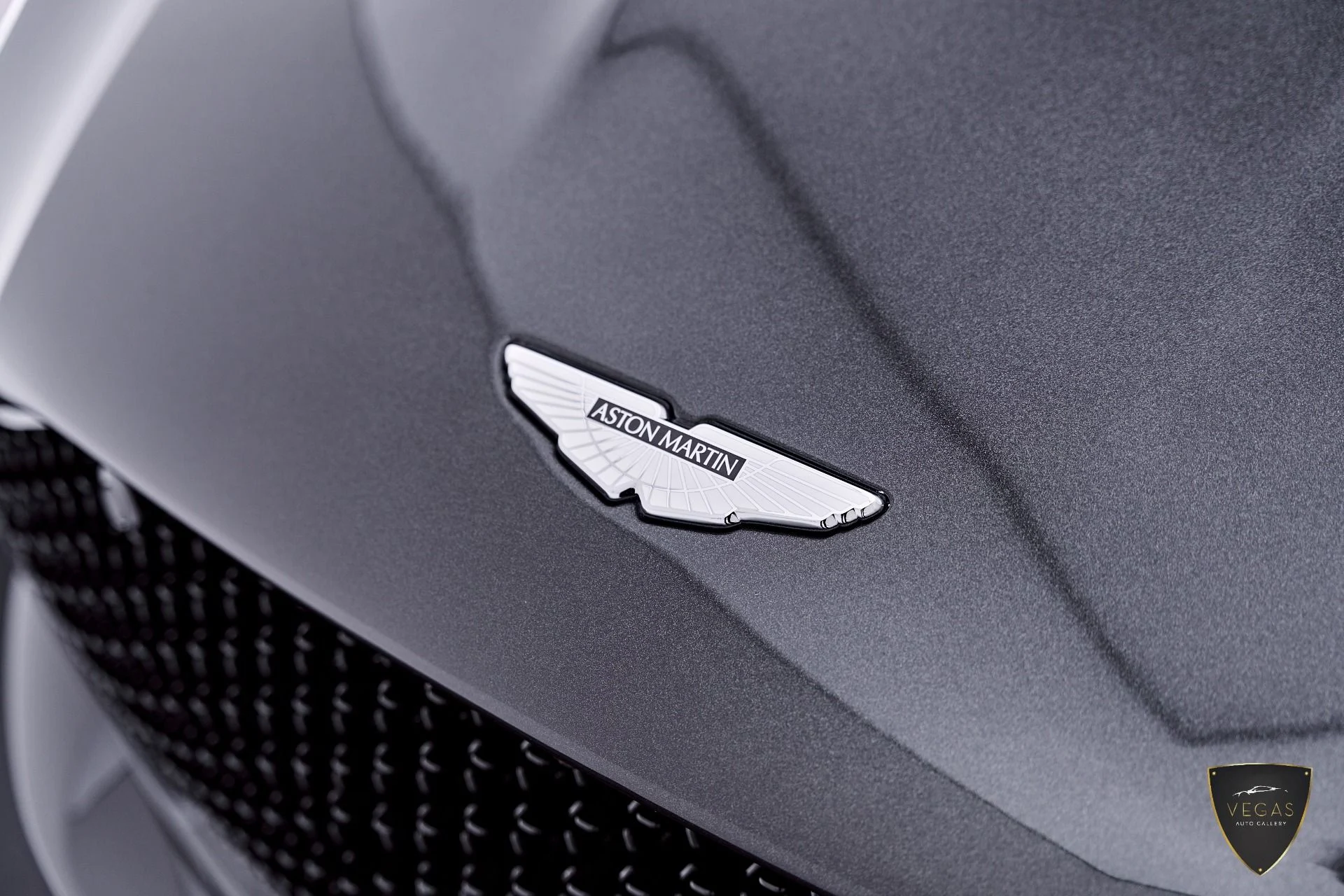 mph020_2991920304_Used_2021_Aston_Martin_DBS_Superleggera_1785181495_ea08b91a34