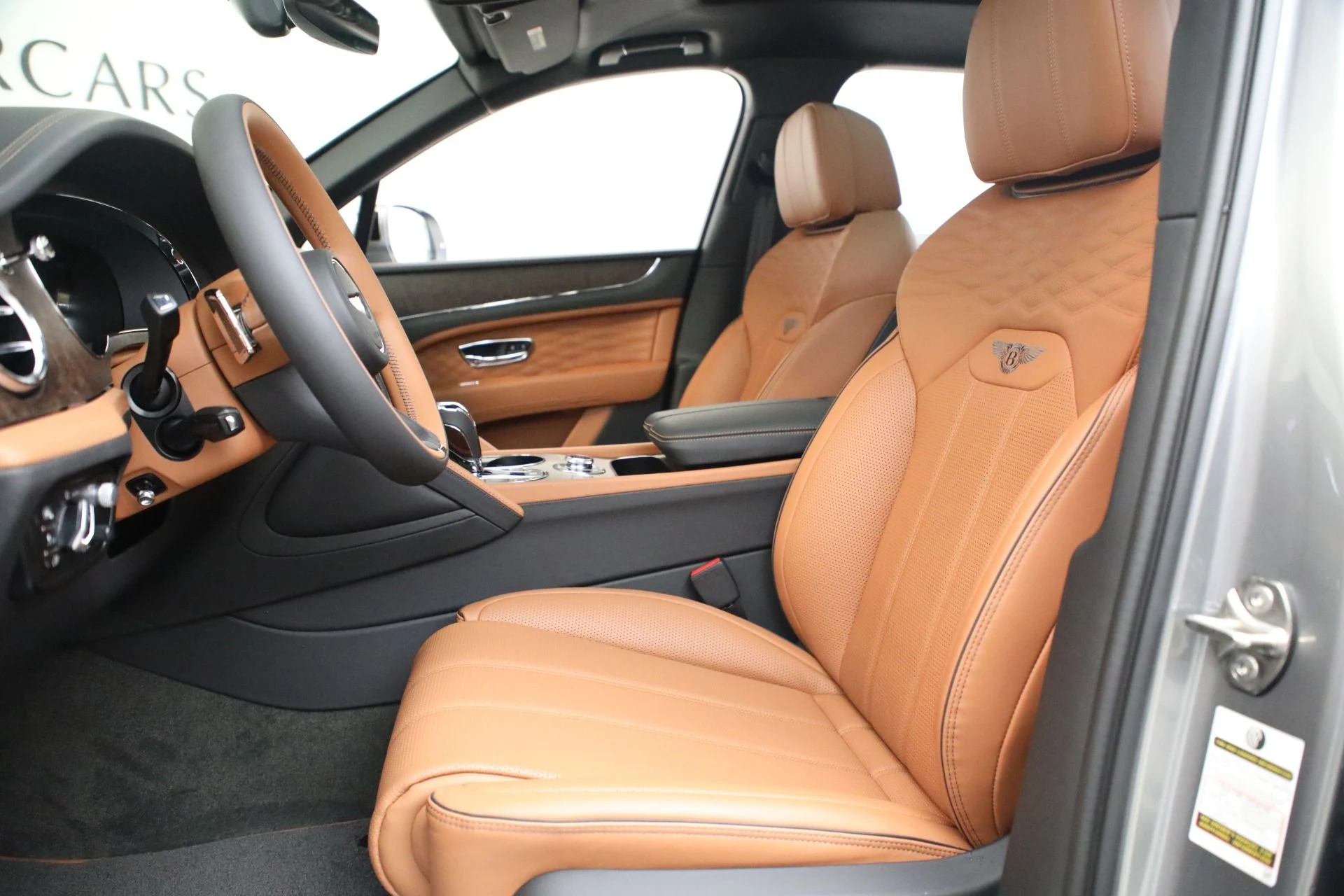 mph020_2994806814_Used_2023_Bentley_Bentayga_EWB_Azure_V8_7afe7a33f5