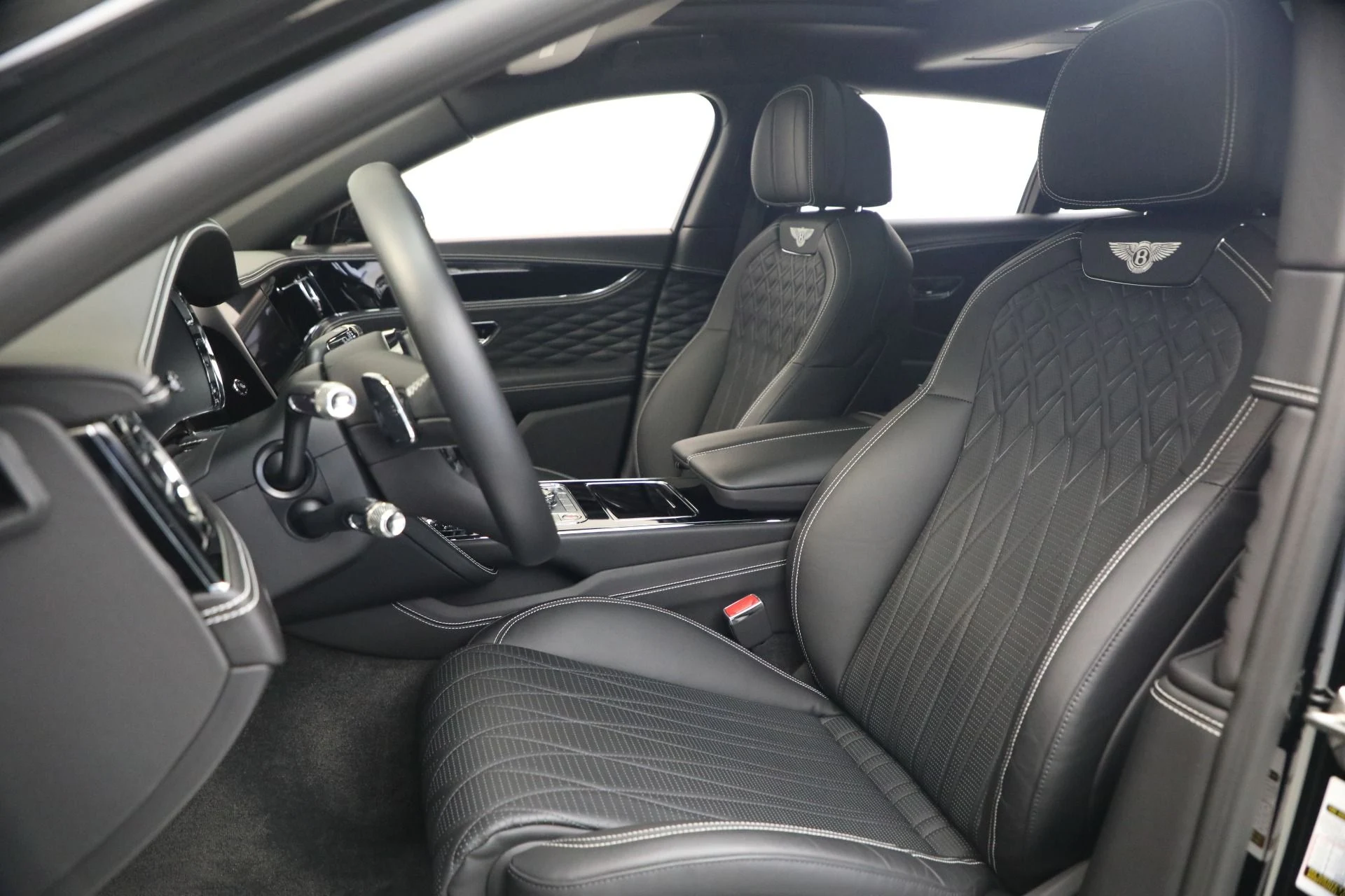 mph020_2995494170_Used_2022_Bentley_Flying_Spur_W12_1787352541_b06a2c9382