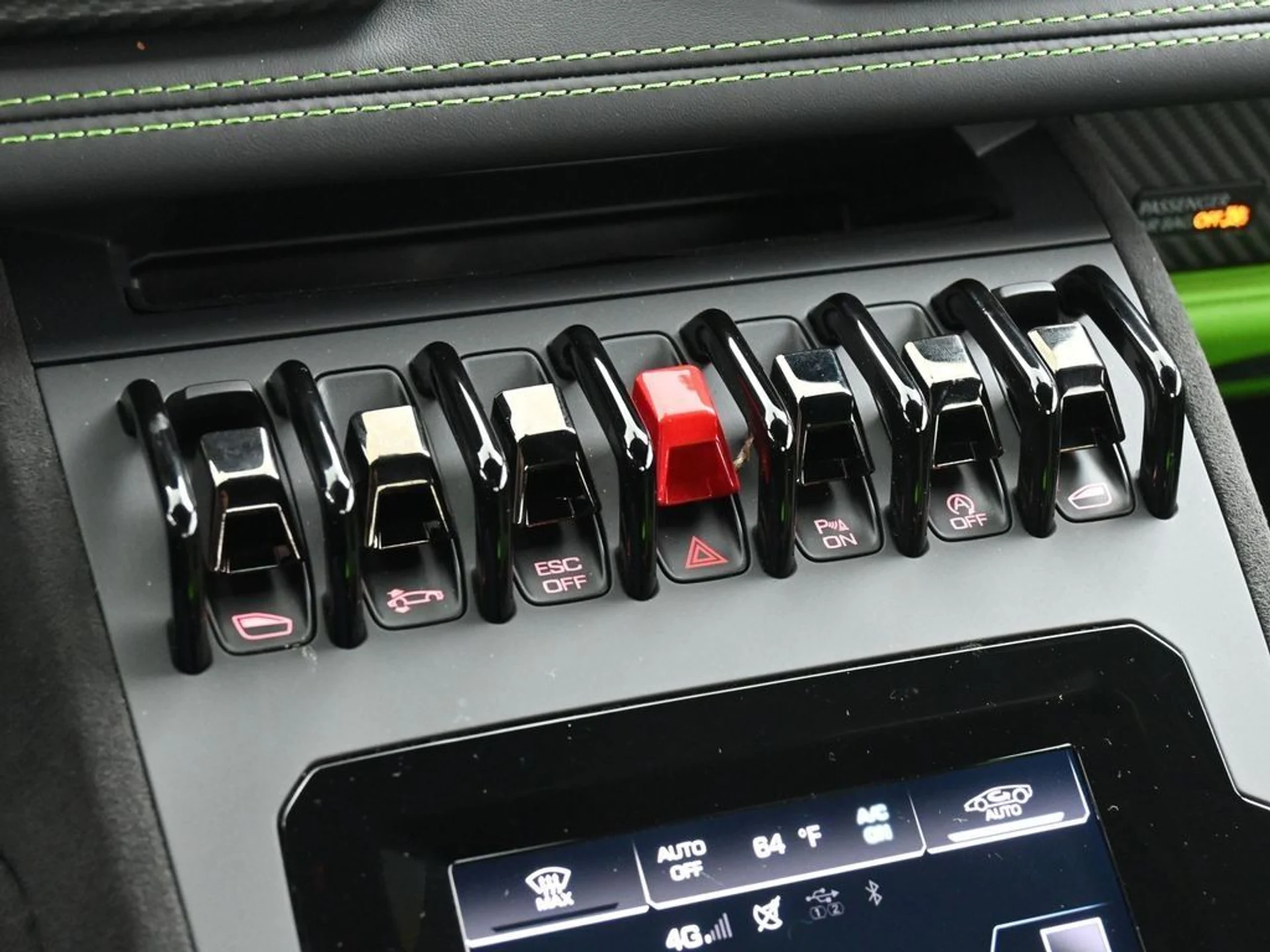 mph020_2997106946_image_20_11b4488baa