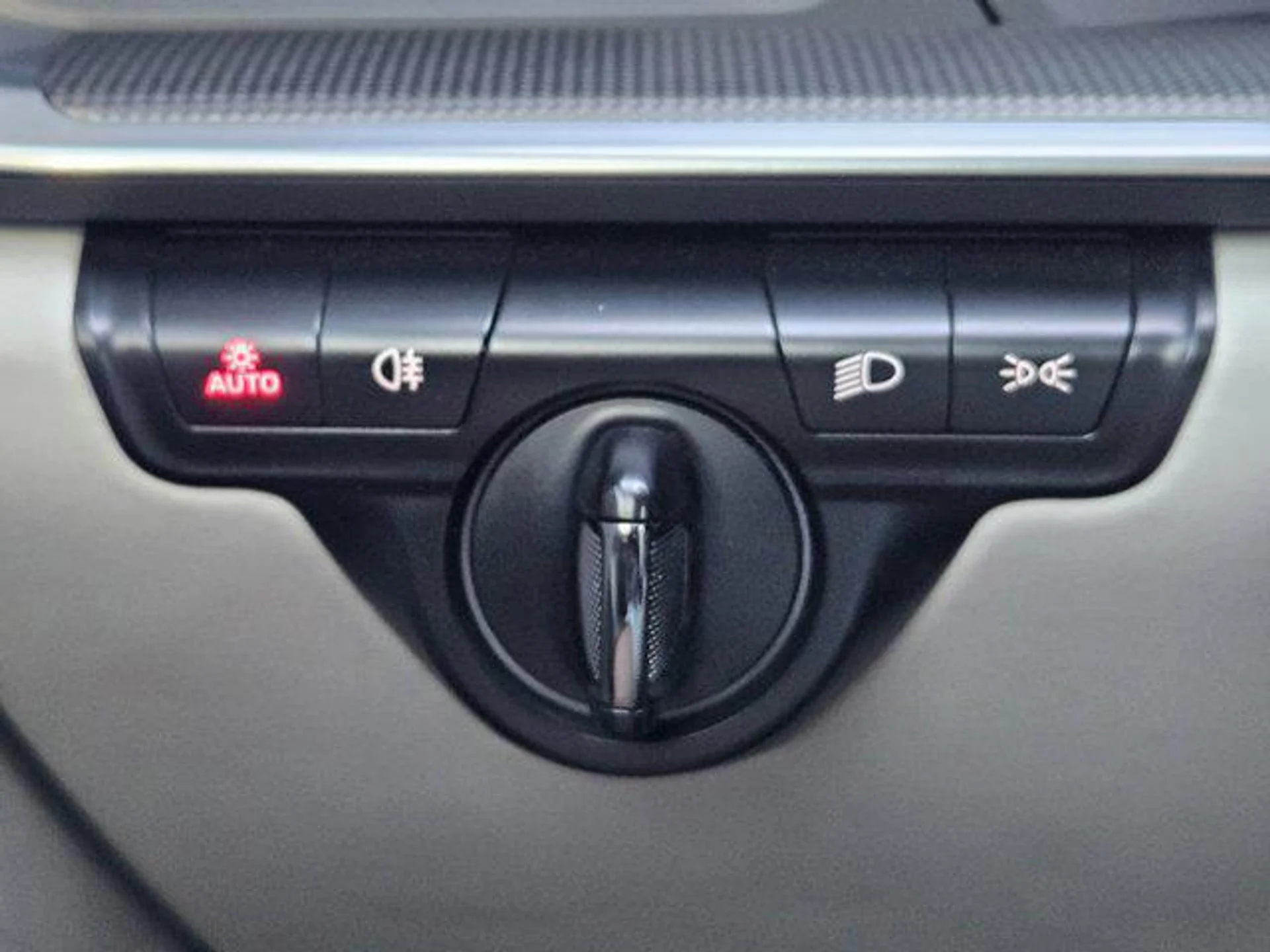 mph020_2997951623_sfp6x_GSX_5_P_Papy_Acc_W_Gc4ftat_Hk_70d41bd2b7