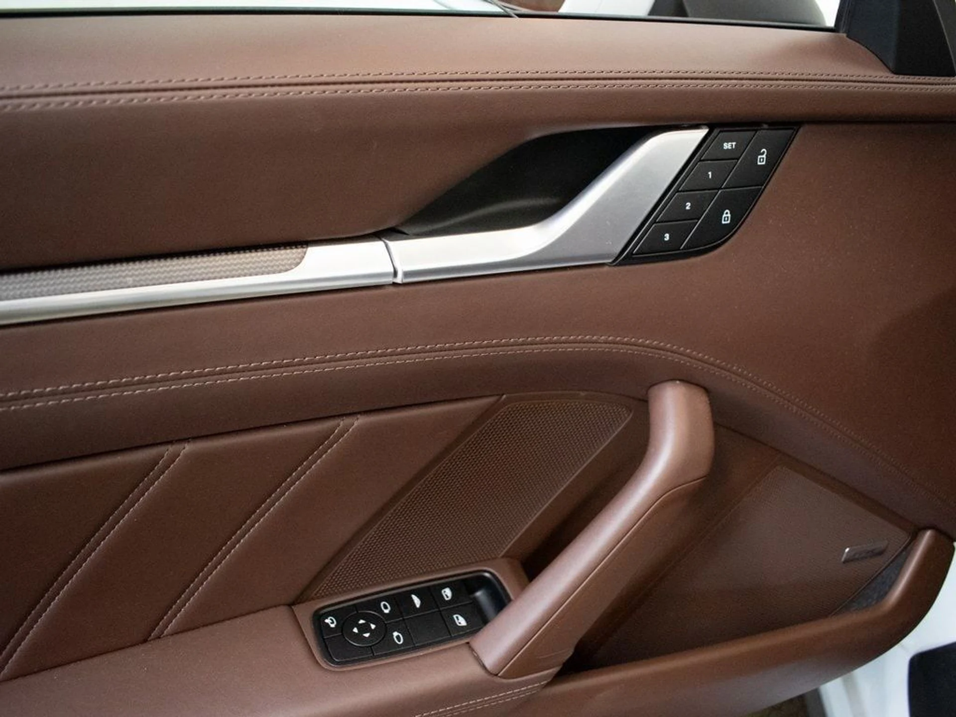 mph020_3001338320_fec891b6e604e77a25710e3b1d33a27dx_9ed8d8f752