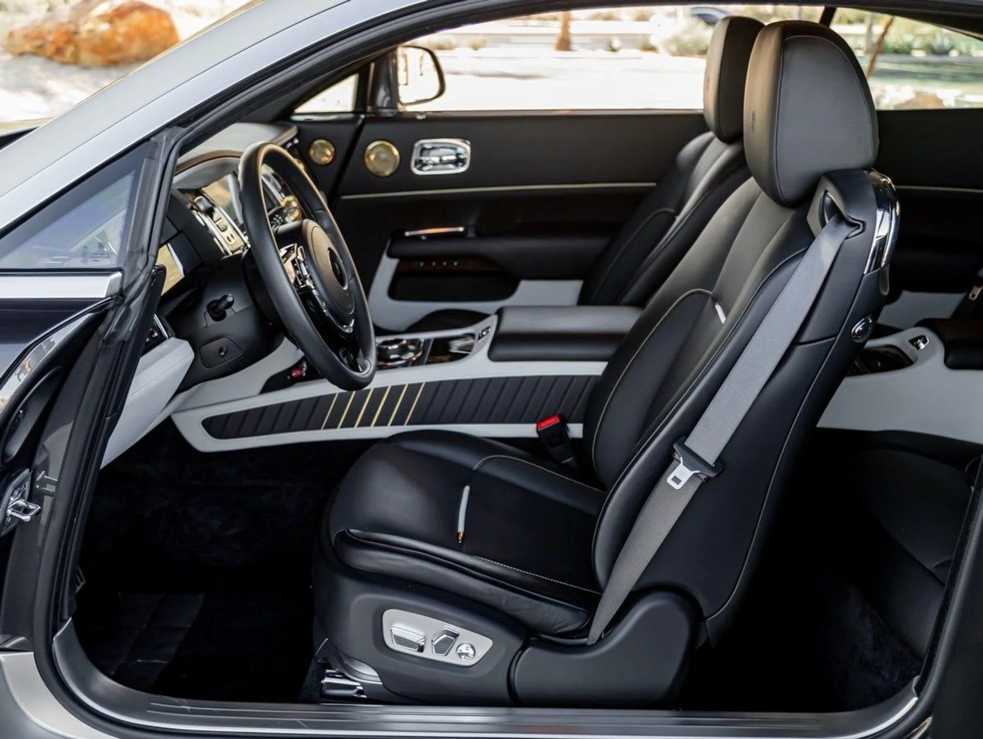 mph020_300152010_21_26d2b68352