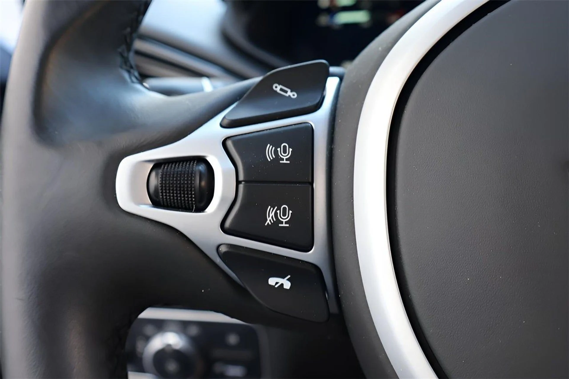 mph020_3012561789_21_758bae222b