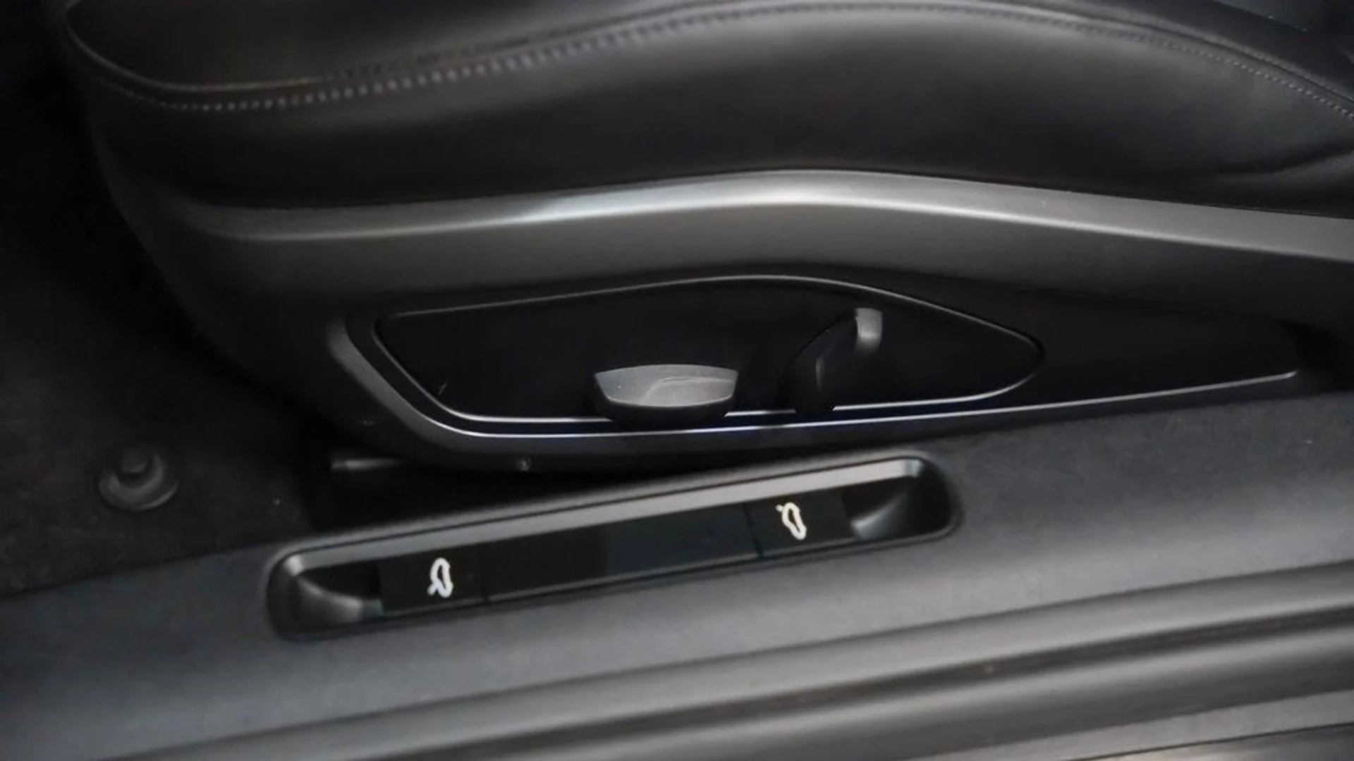 mph020_3016347580_5d3a48dbc54cefe9fbac7a7b0cfcce40x_990e8e785b