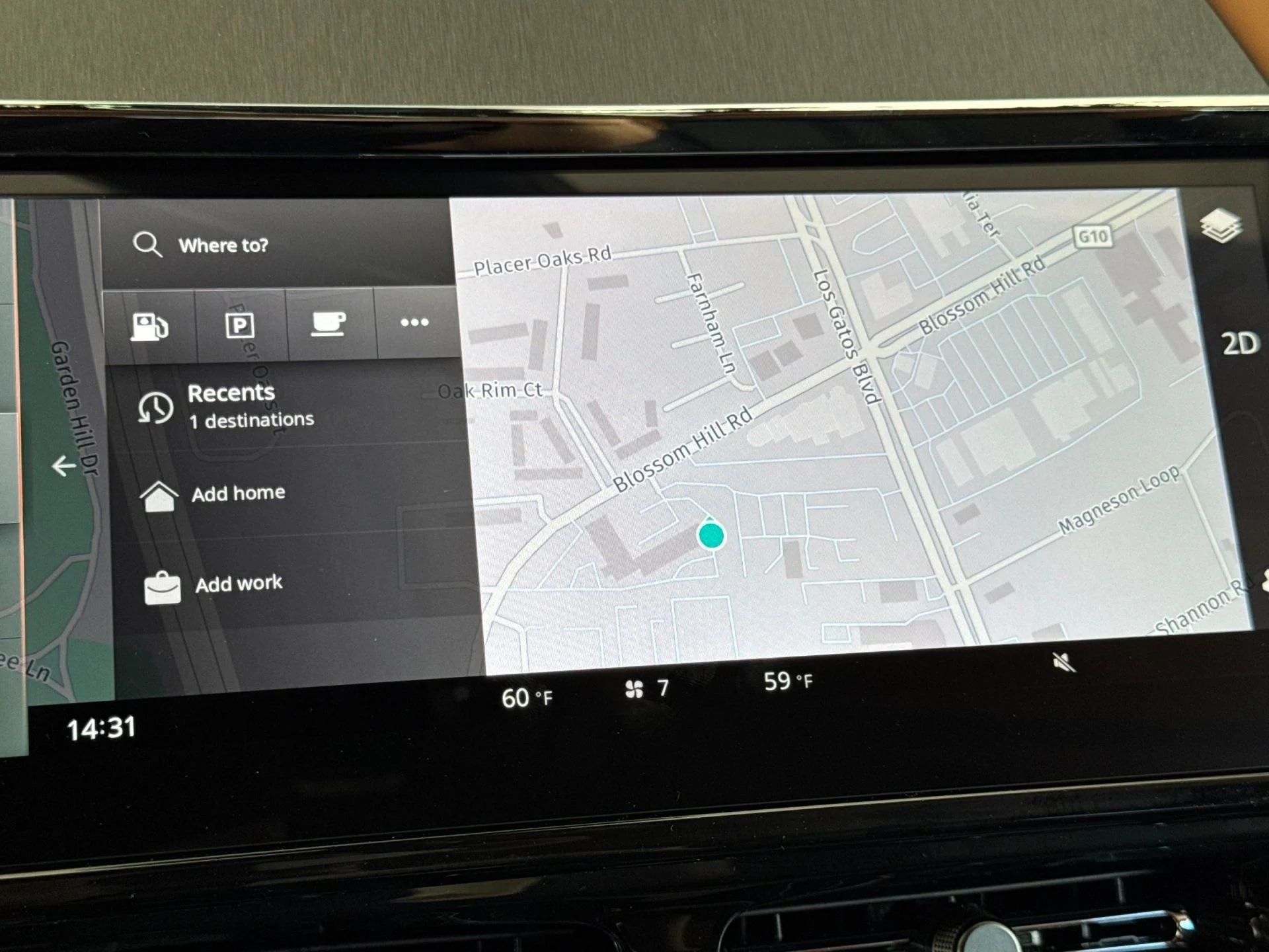 mph020_3016876901_New_2025_Aston_Martin_DBX_707_1754468420_002607c8f3