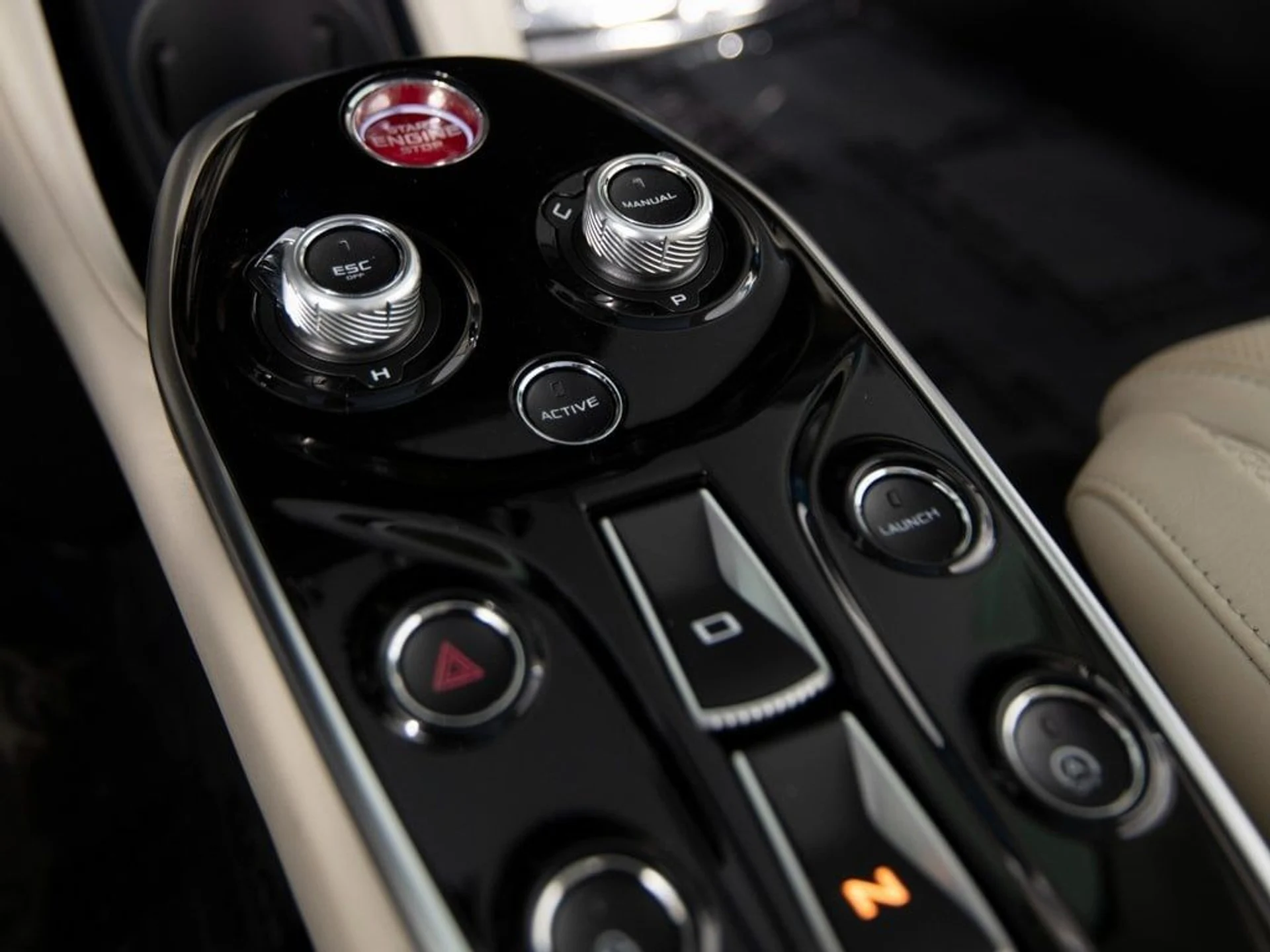 mph020_303328587_dba3733e40a9848010fed2c6aaa2e1e3x_25a2859b48